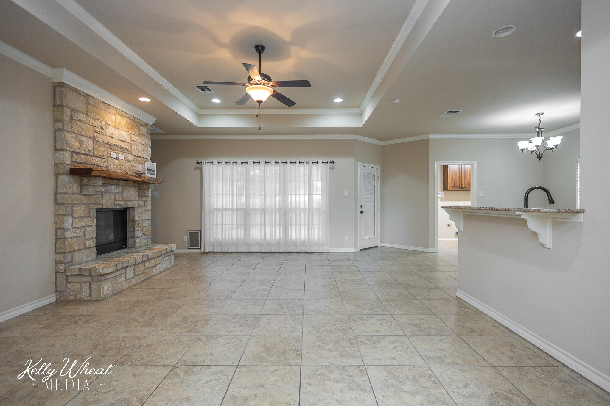 4129 Autumnwood Trail Property Photo 3