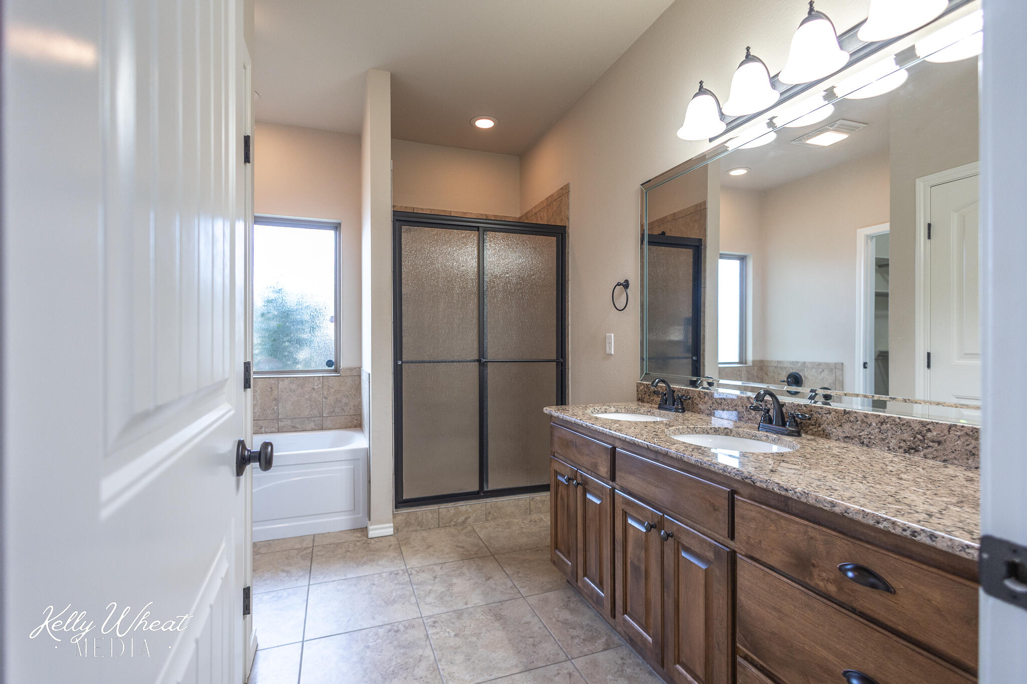 4129 Autumnwood Trail Property Photo 16