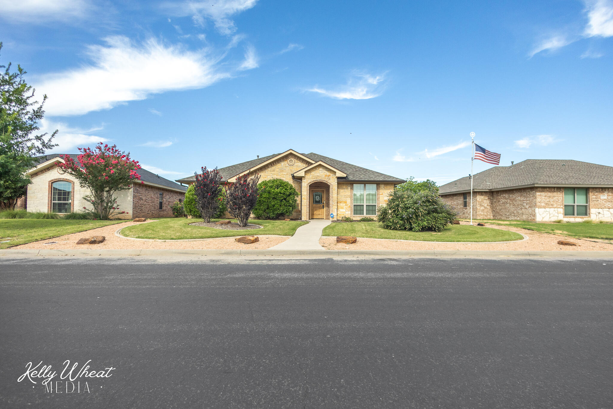 4129 Autumnwood Trail Property Photo 32