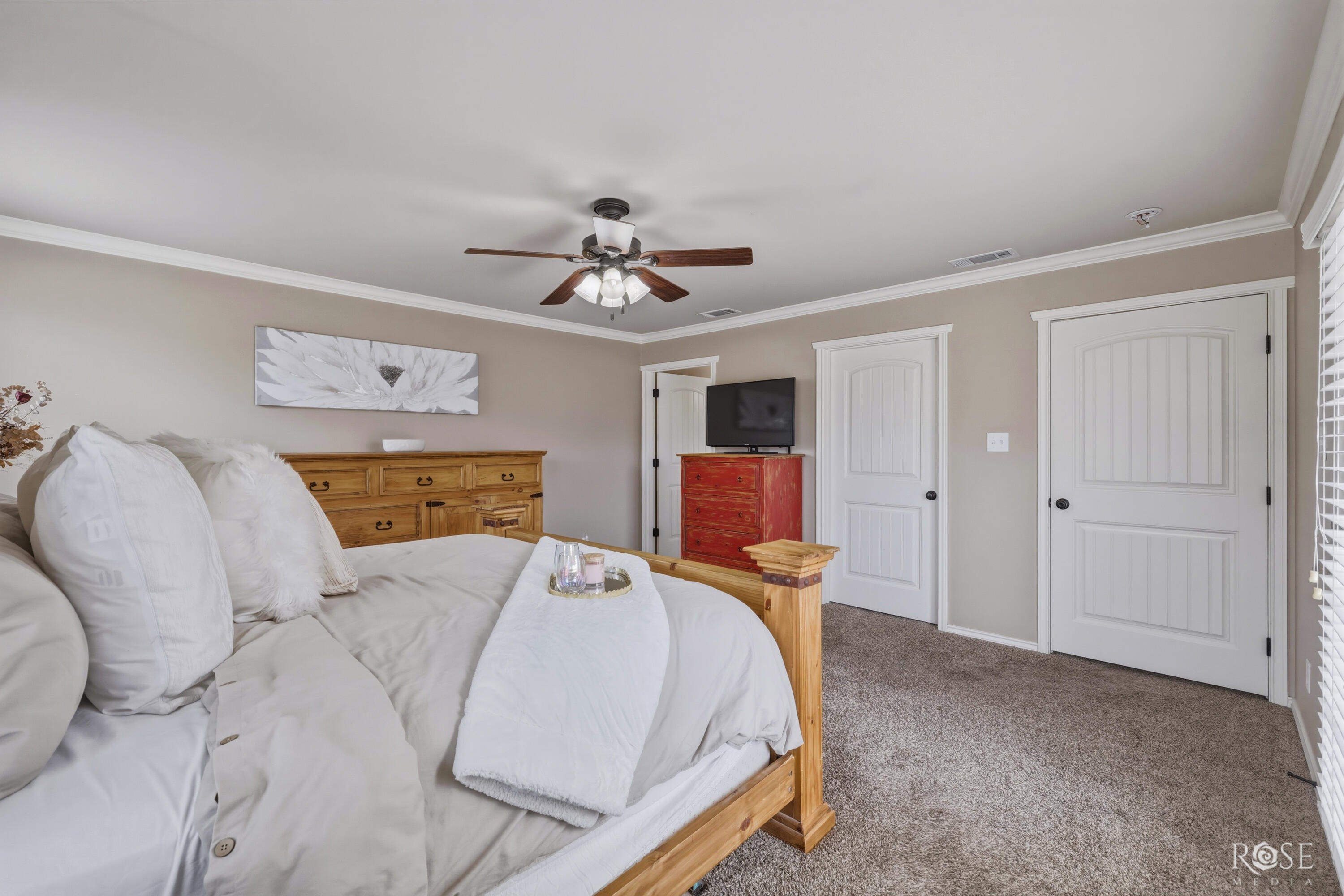 5037 Windwood Drive Property Photo 15