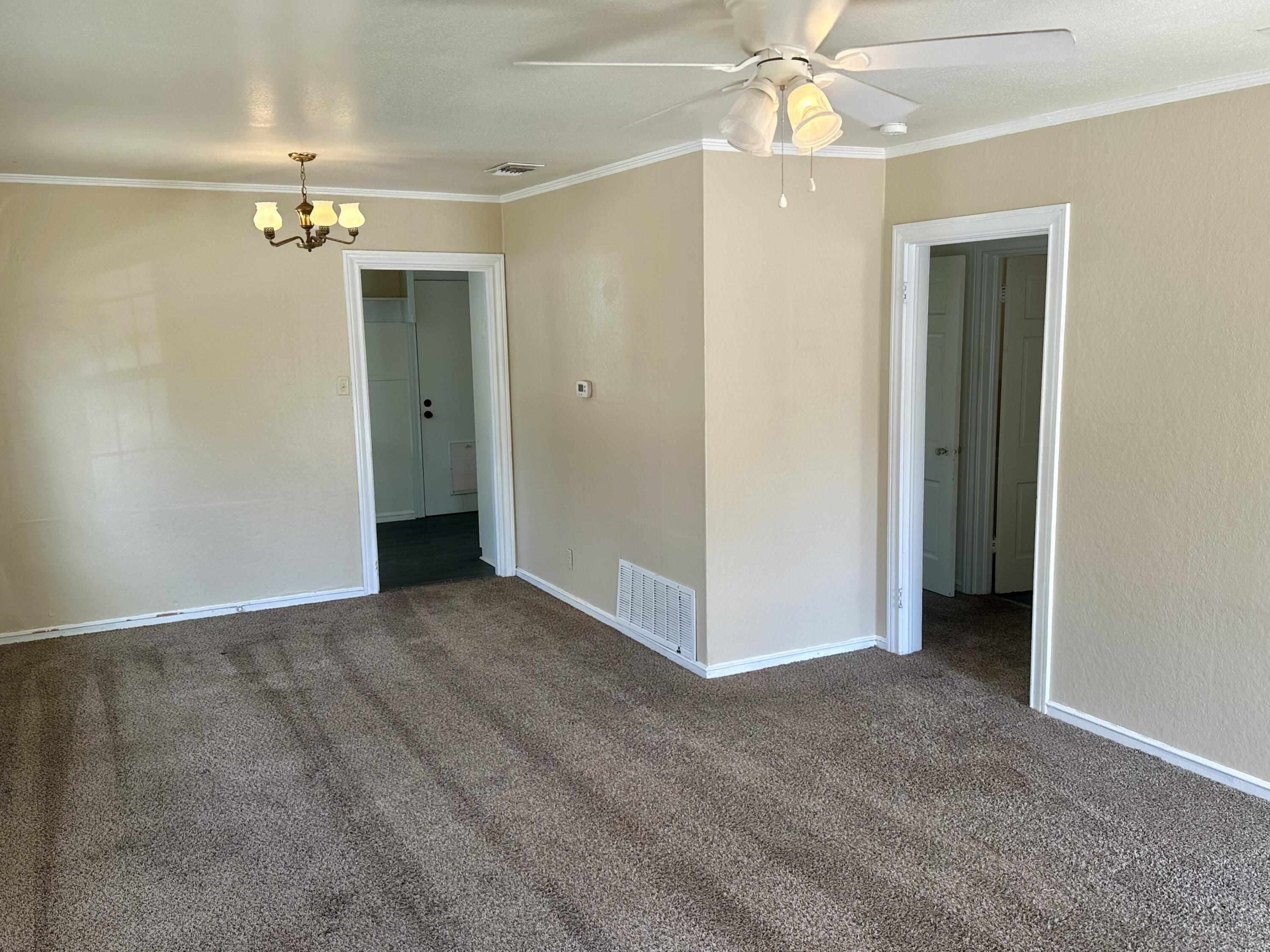 310 N Milton Street Property Photo 4