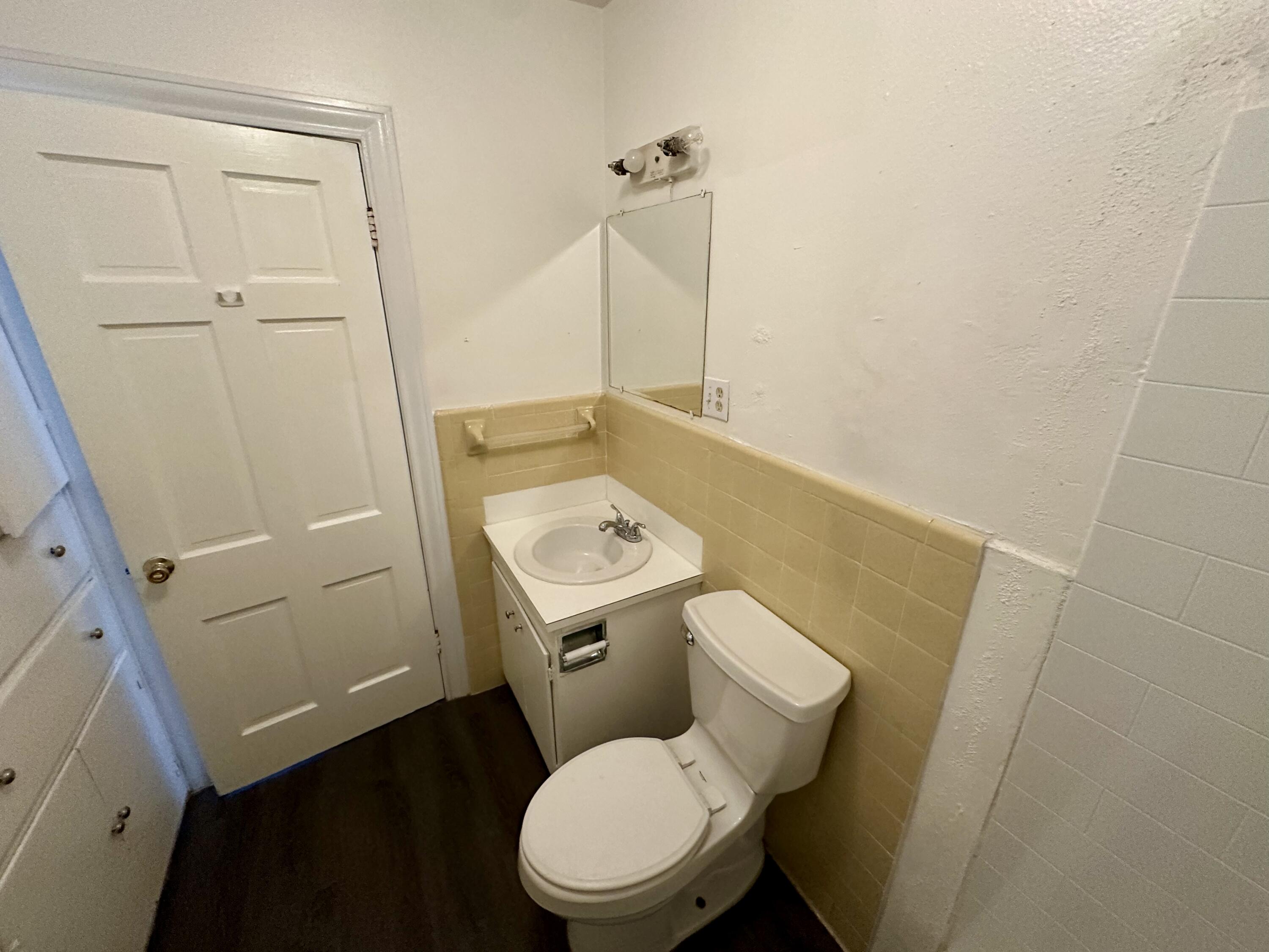 310 N Milton Street Property Photo 10