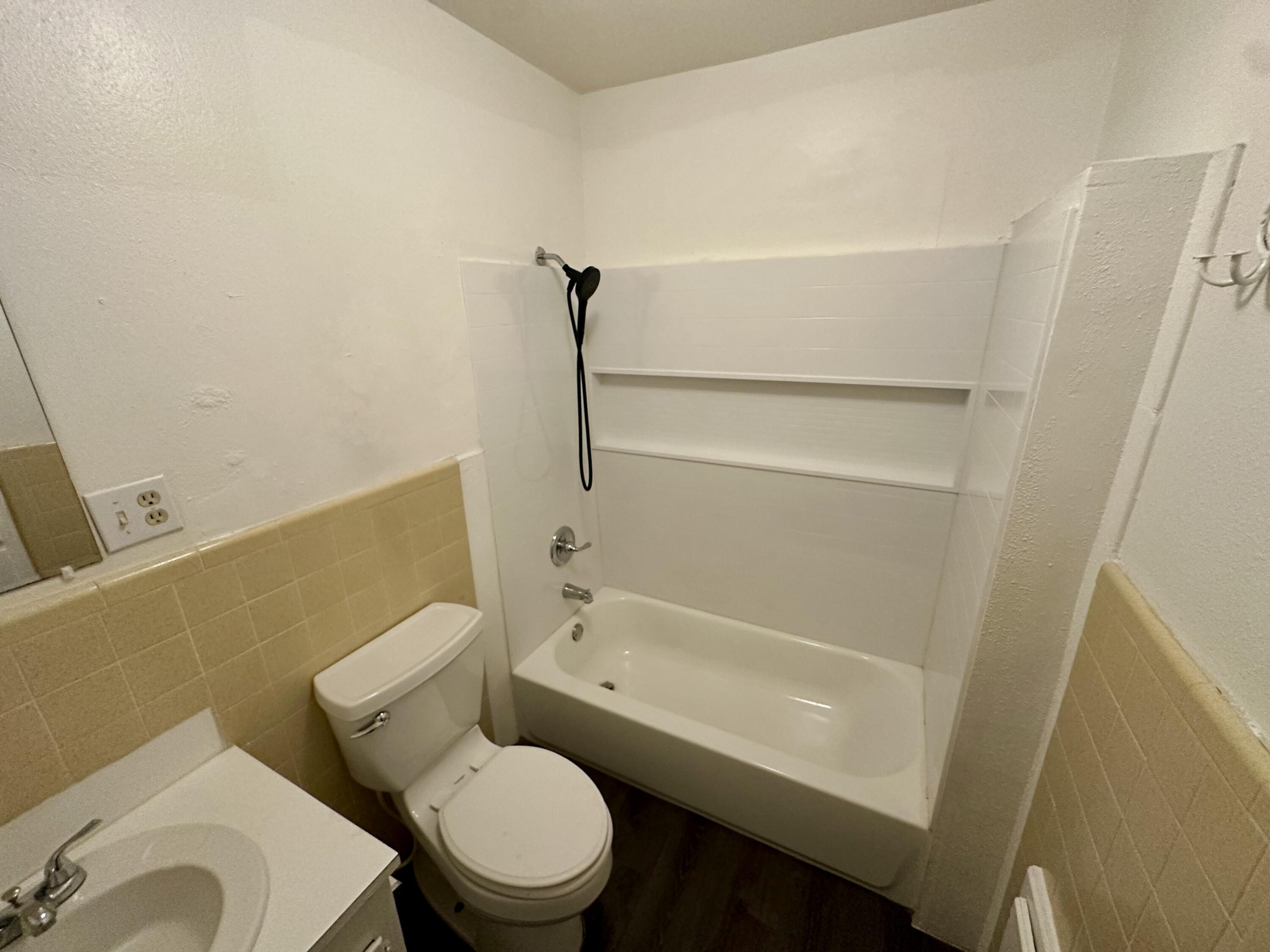 310 N Milton Street Property Photo 11