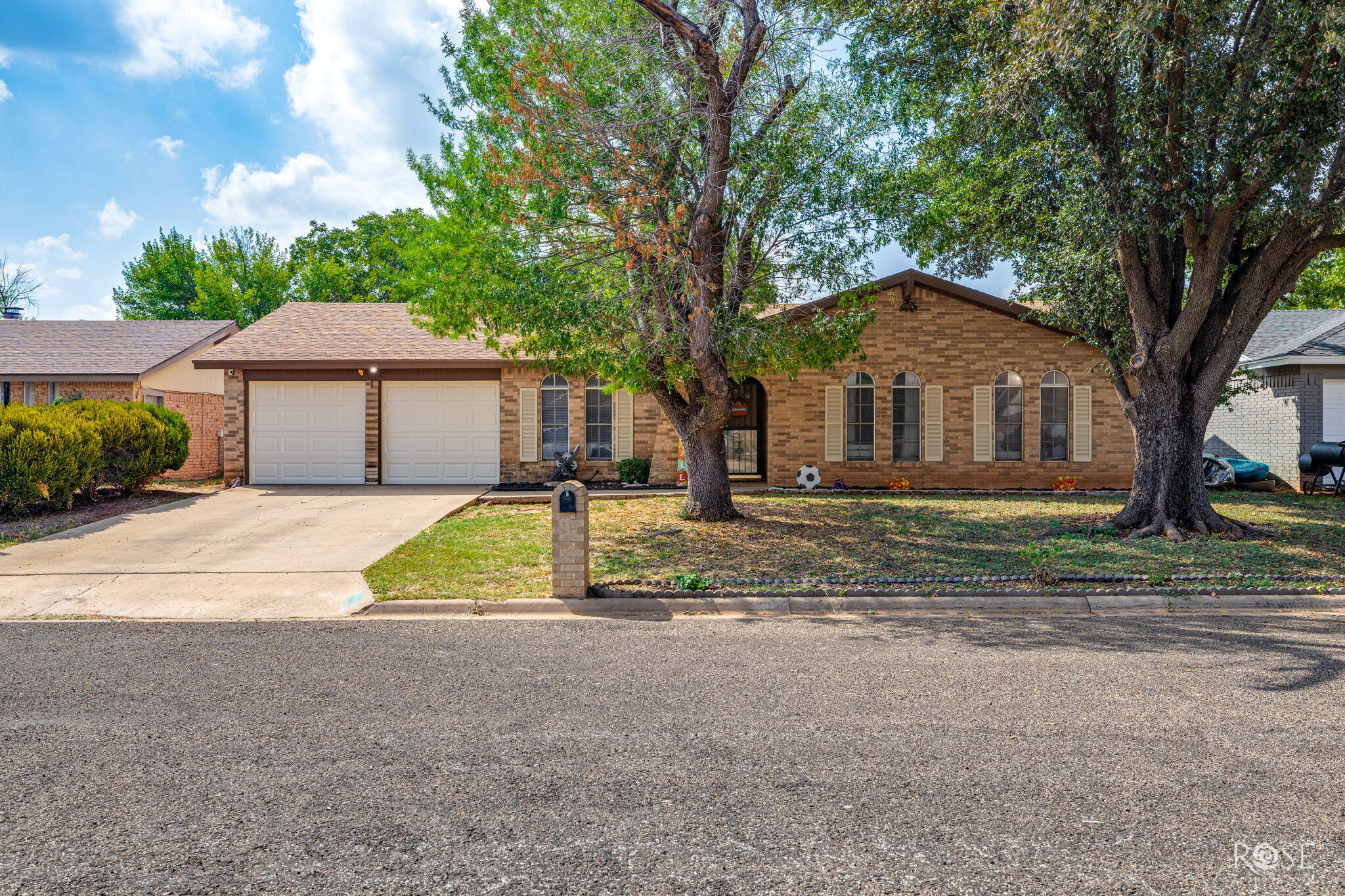 3929 Millbrook Drive Property Photo 1