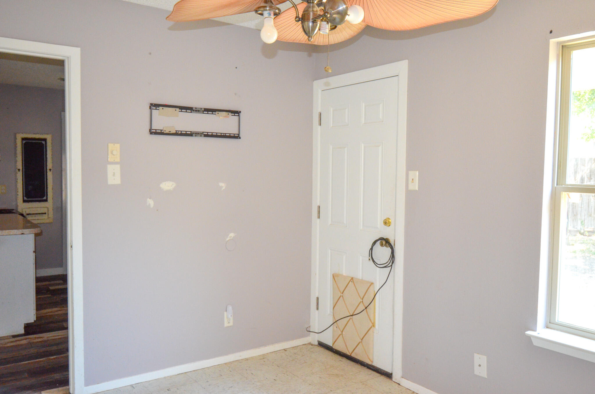 3322 Cameron Street Property Photo 16