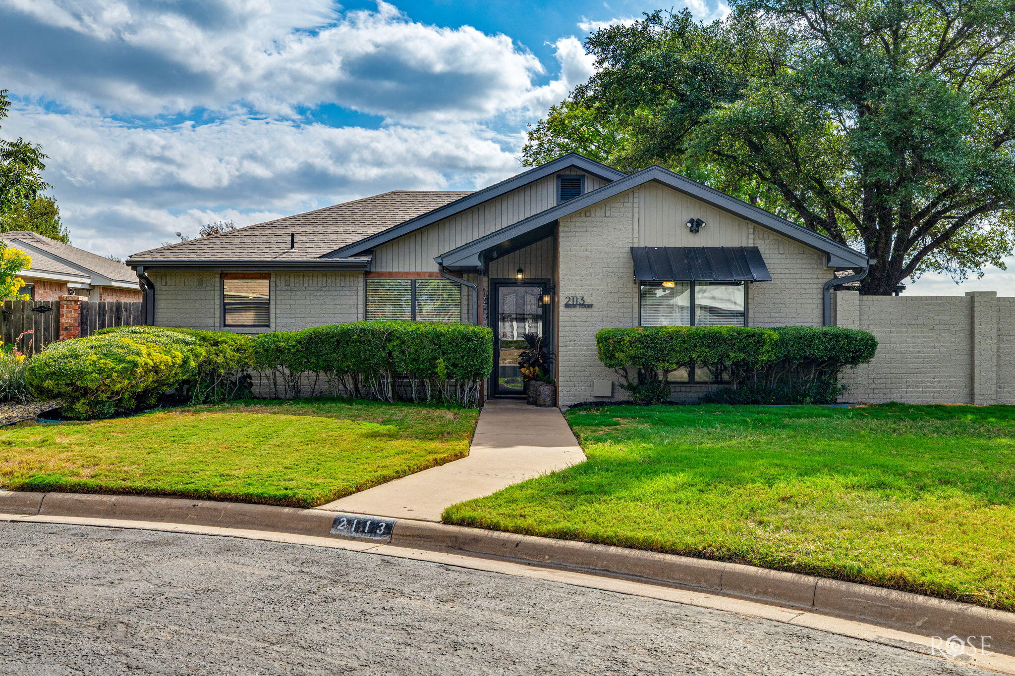 2113 Birdie Court Property Photo 1