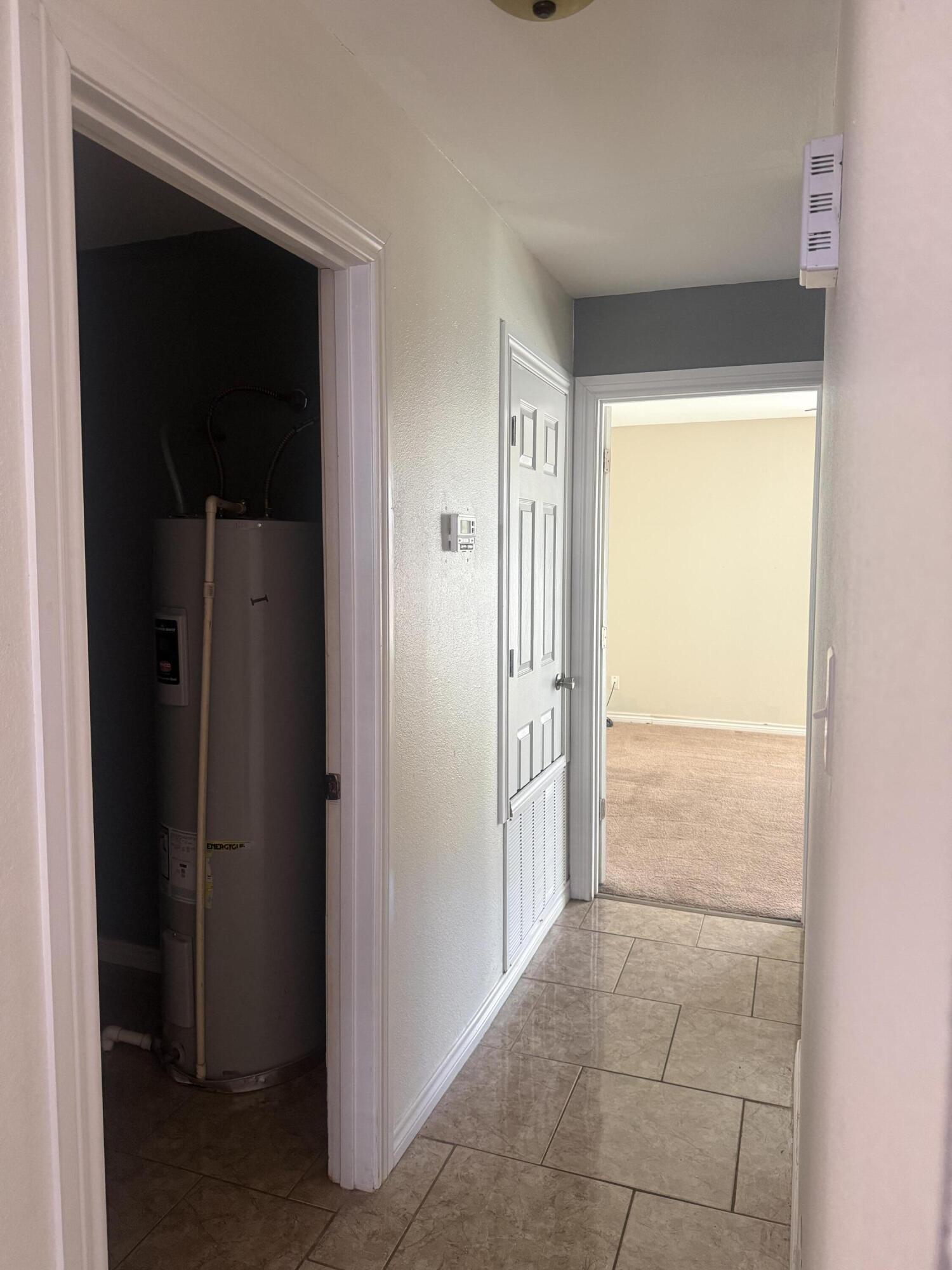 114 W Avenue L Property Photo 16