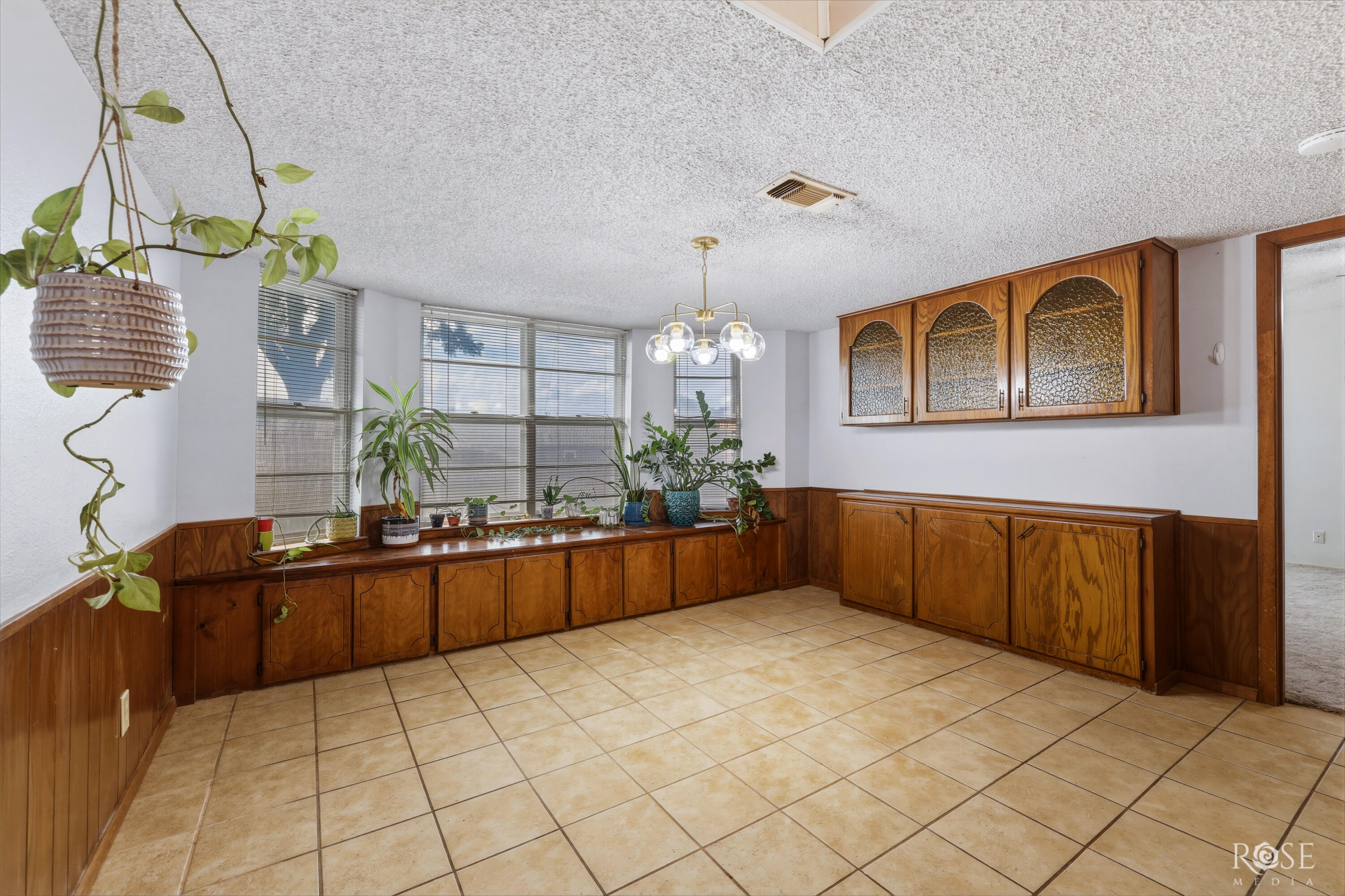 145 Dellwood Drive Property Photo 6