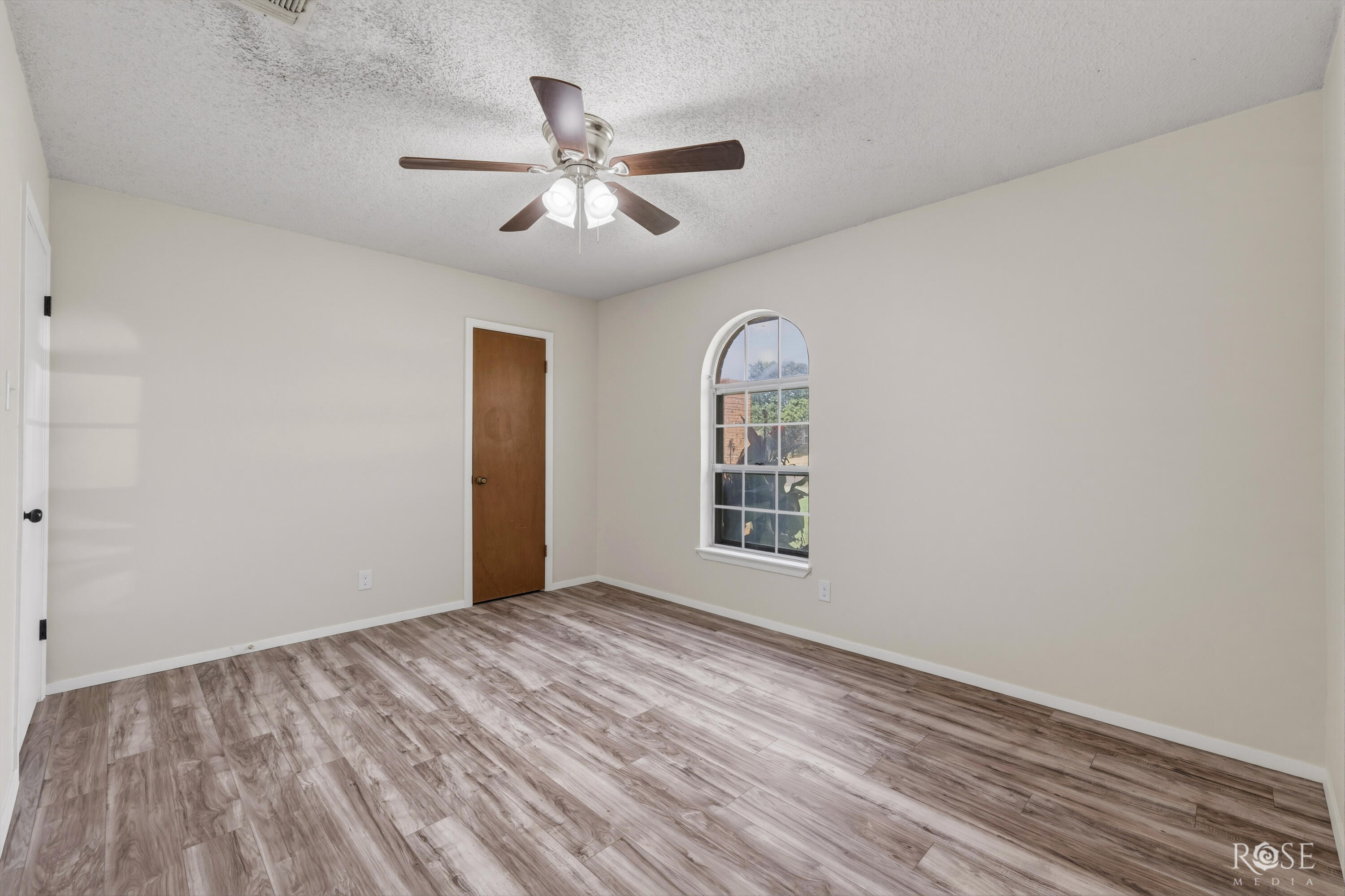 145 Dellwood Drive Property Photo 13