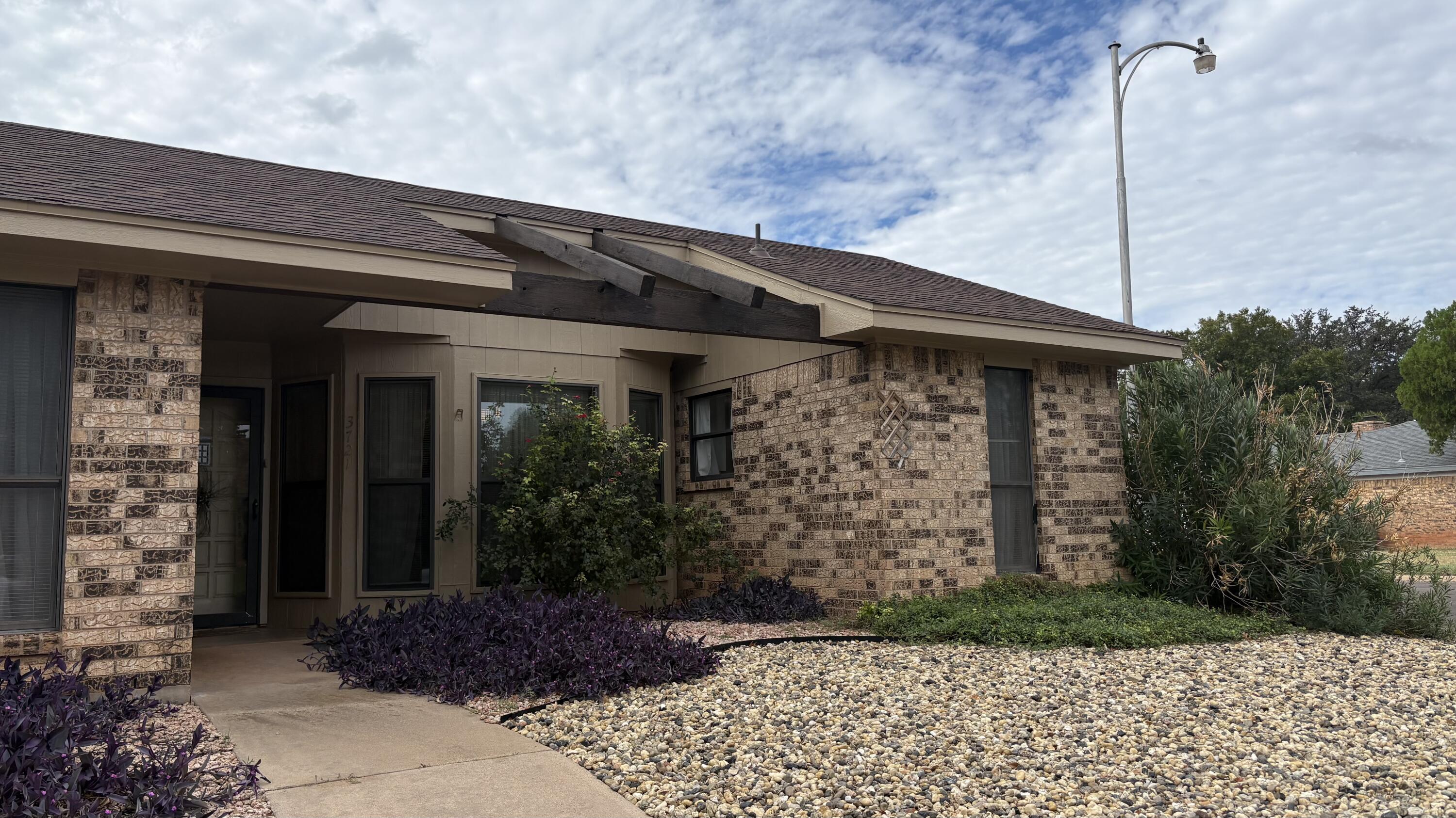 3721 Inglewood Drive Property Photo 1