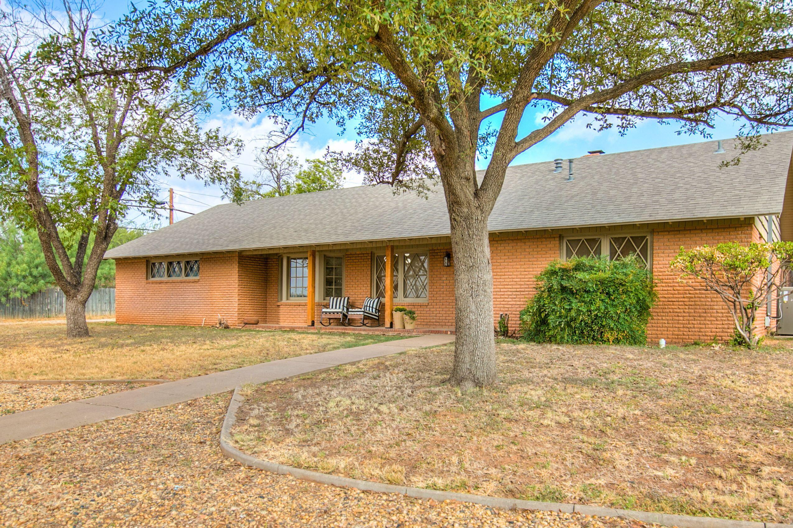 2114 Sul Ross Street Property Photo 1