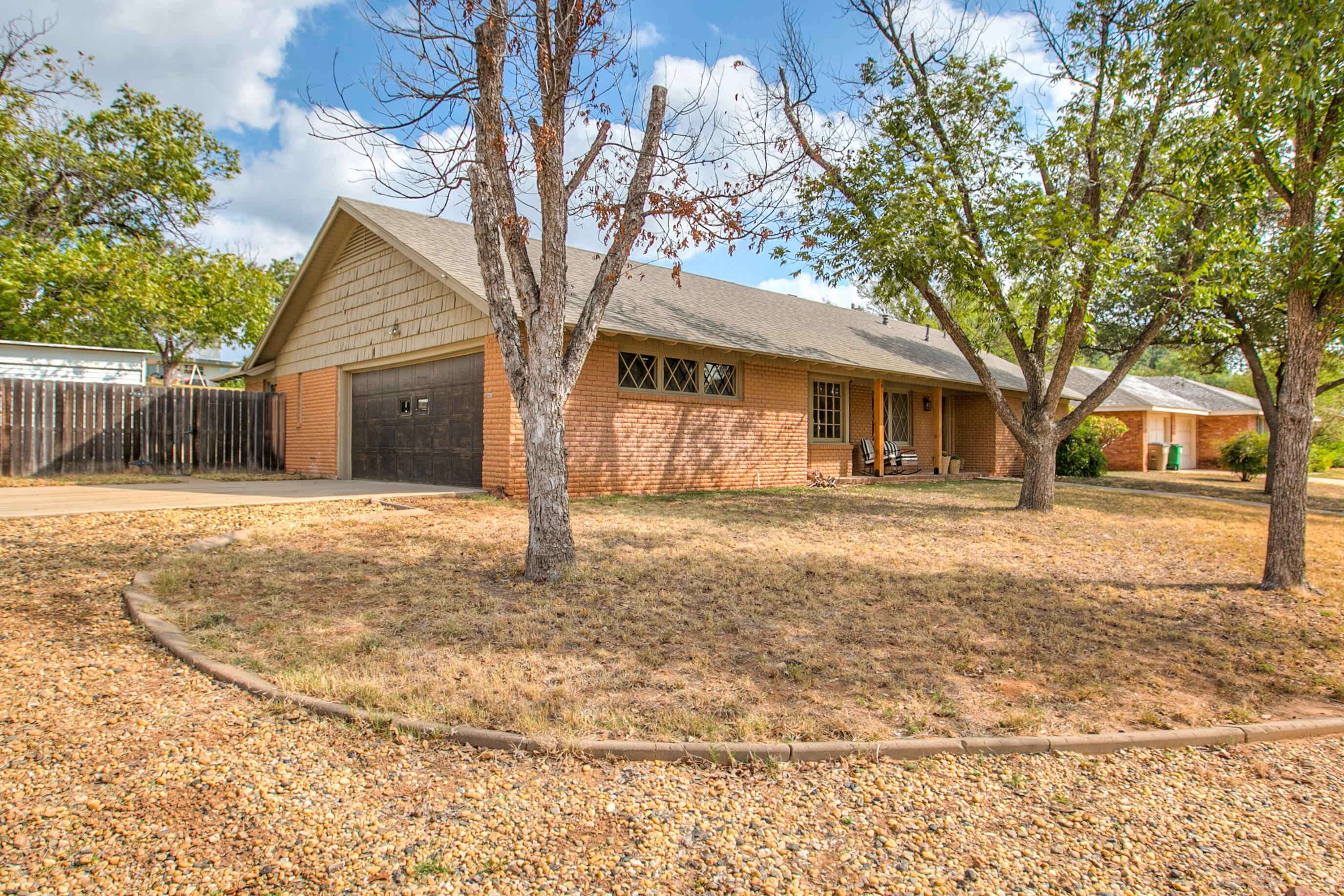 2114 Sul Ross Street Property Photo 11