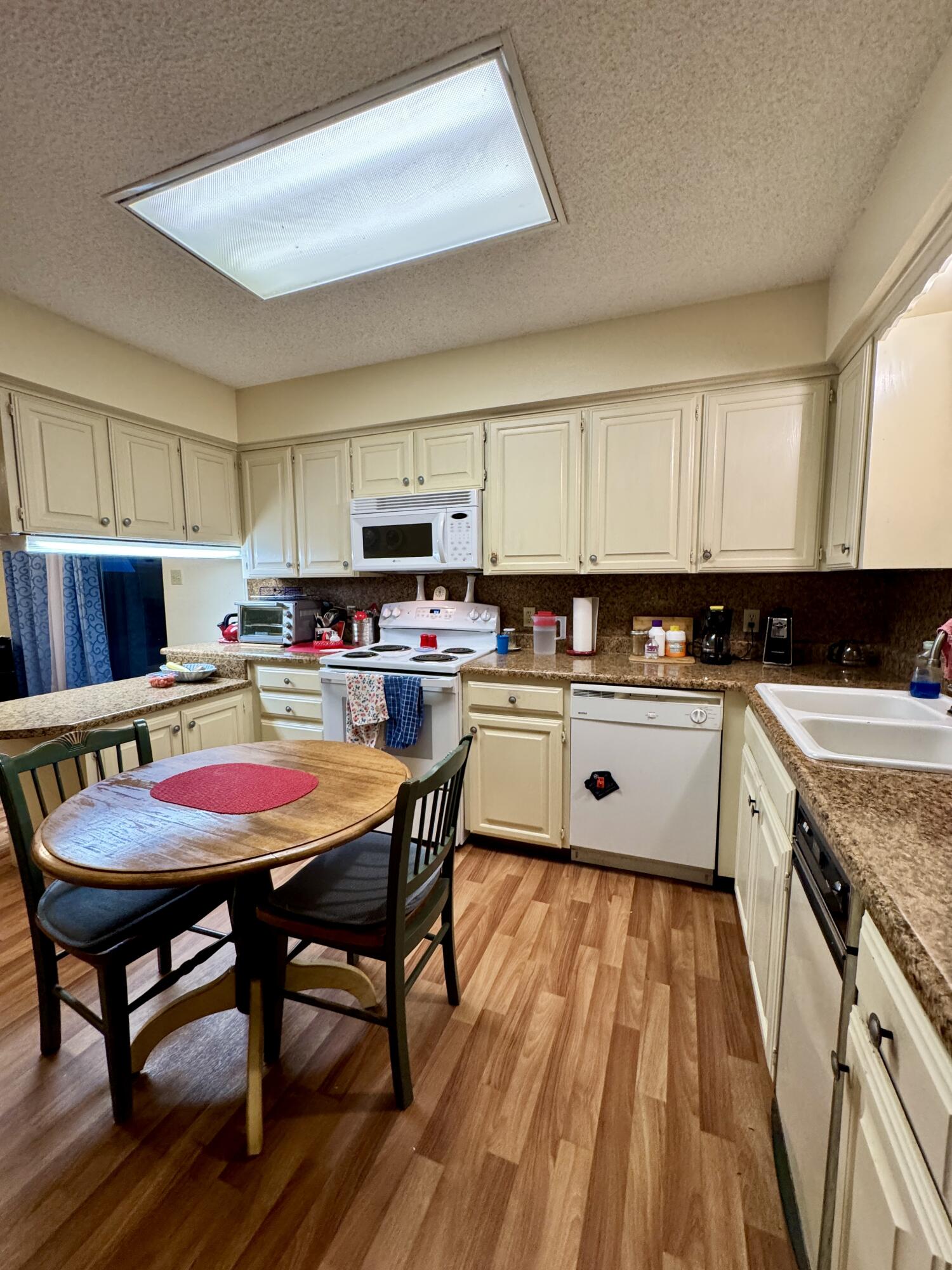 4113 Shefflera Drive Property Photo 12