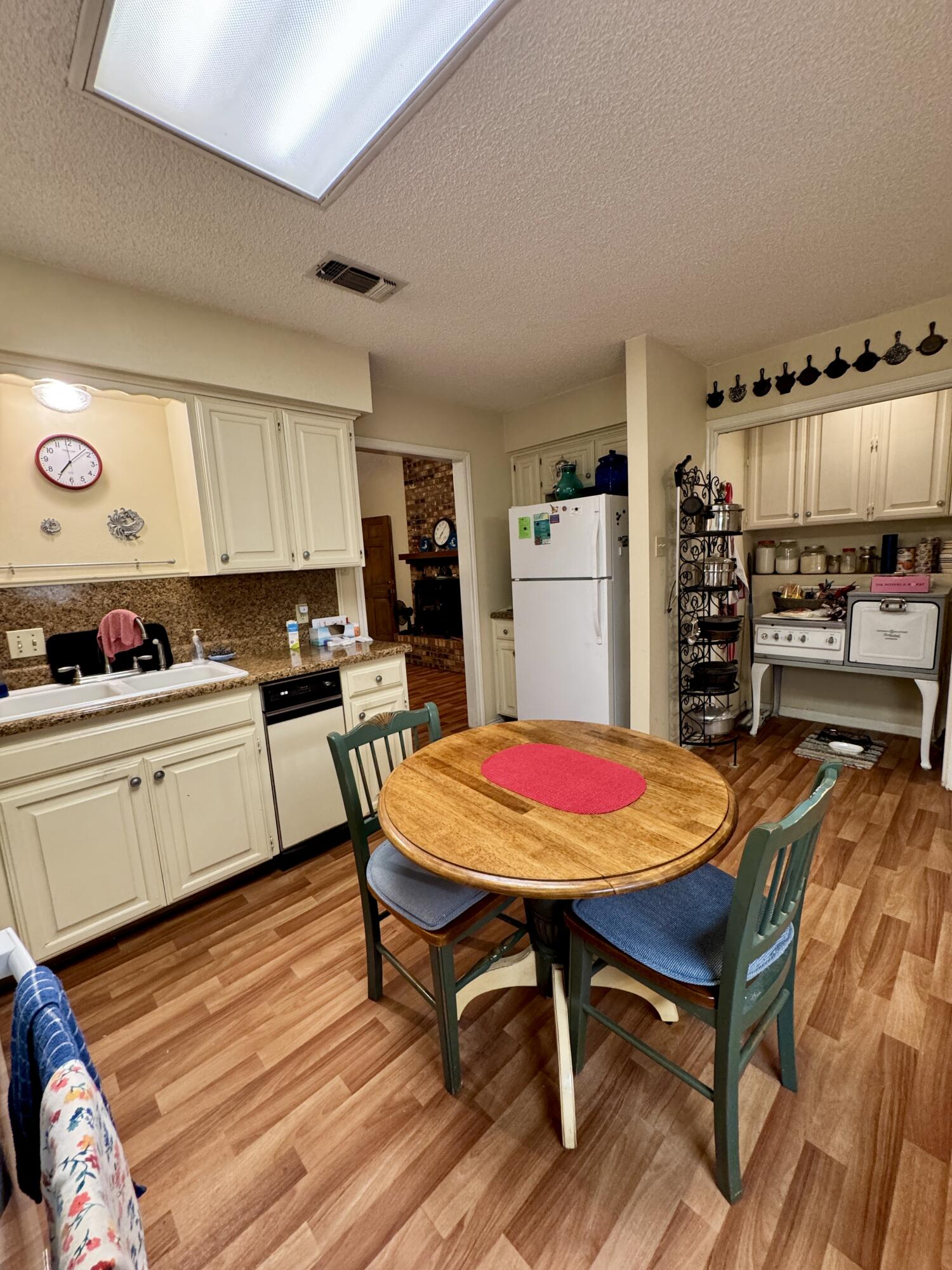 4113 Shefflera Drive Property Photo 13