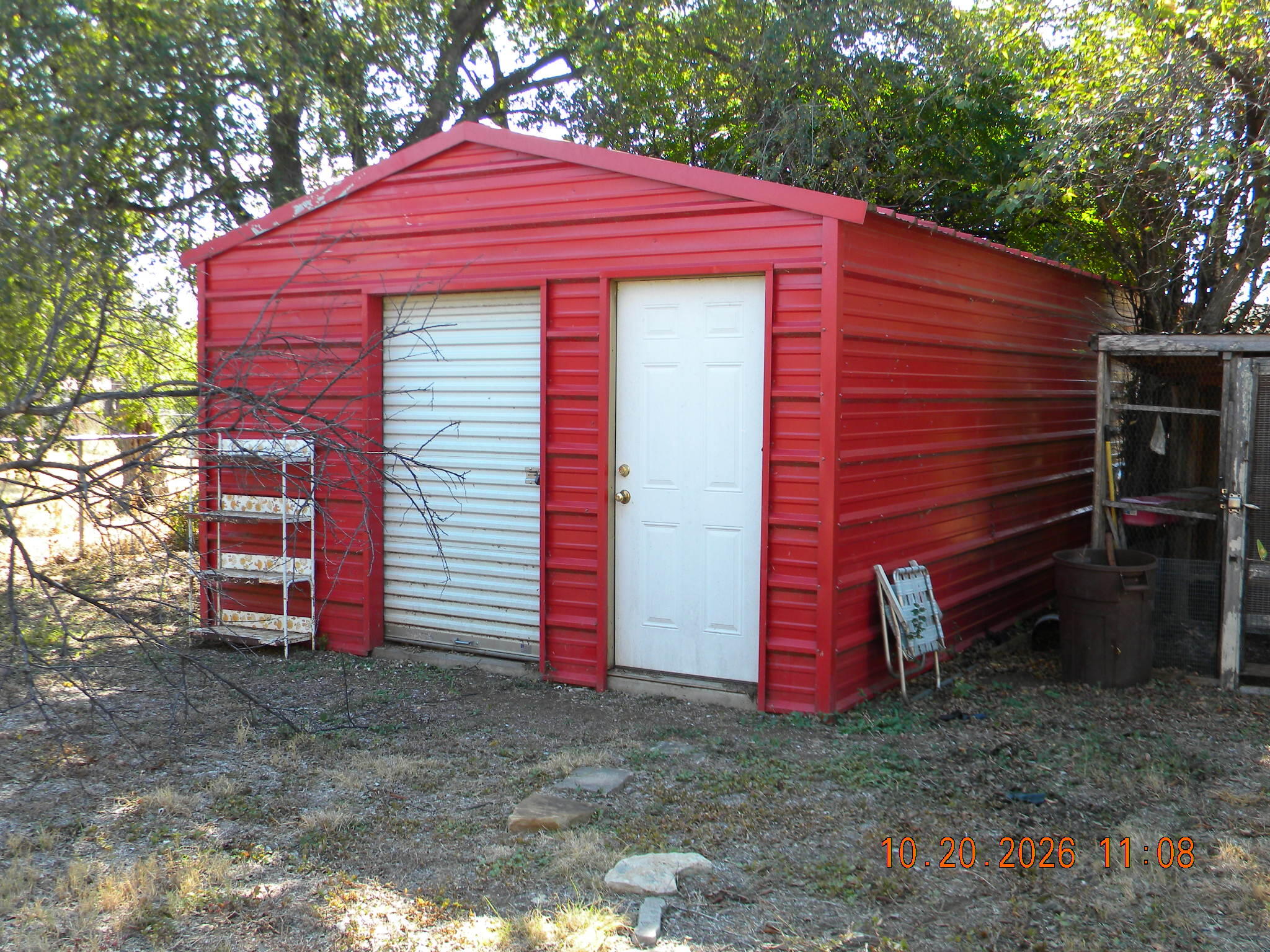 307 E 41st Street Property Photo 4