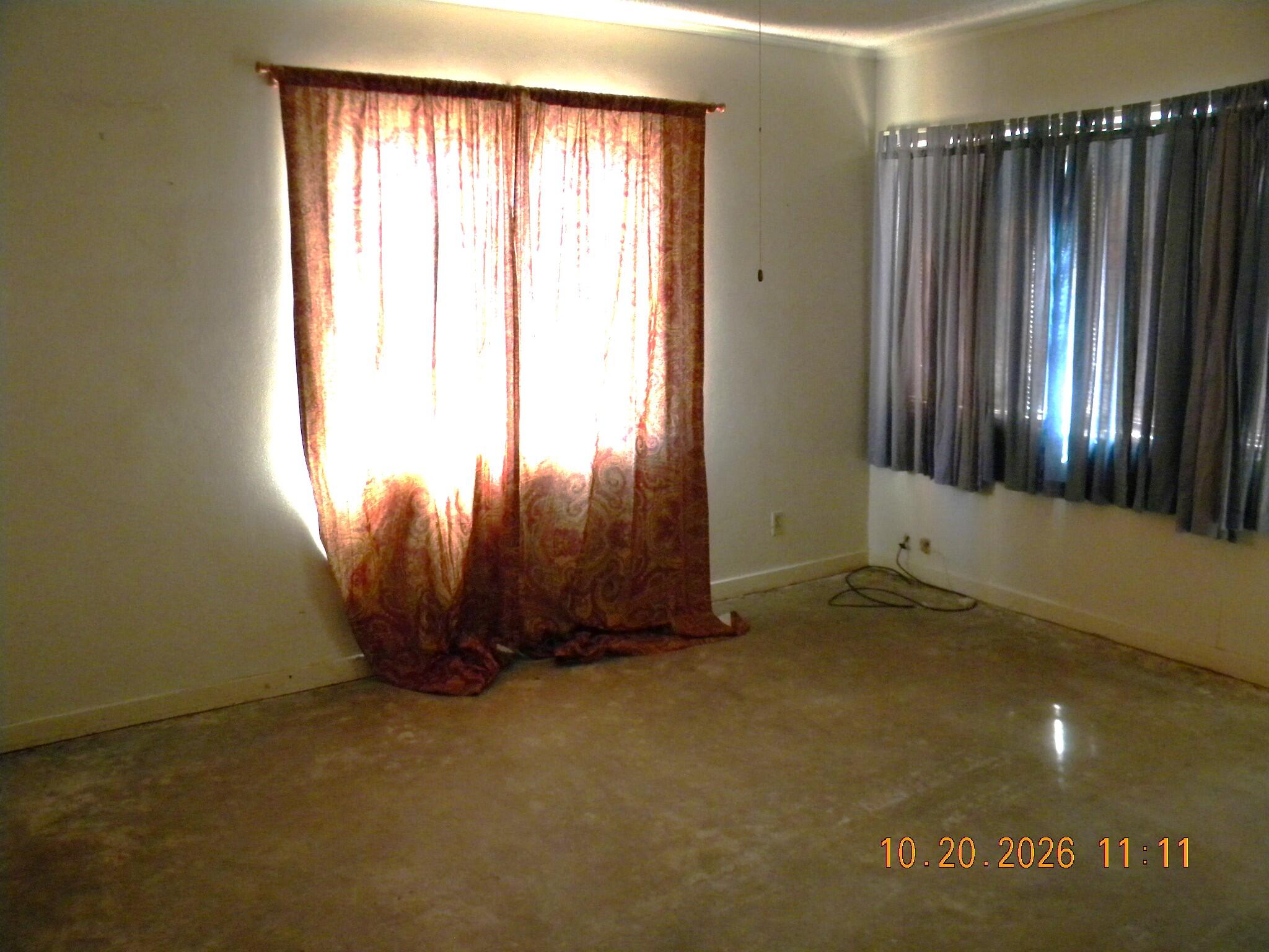 307 E 41st Street Property Photo 11