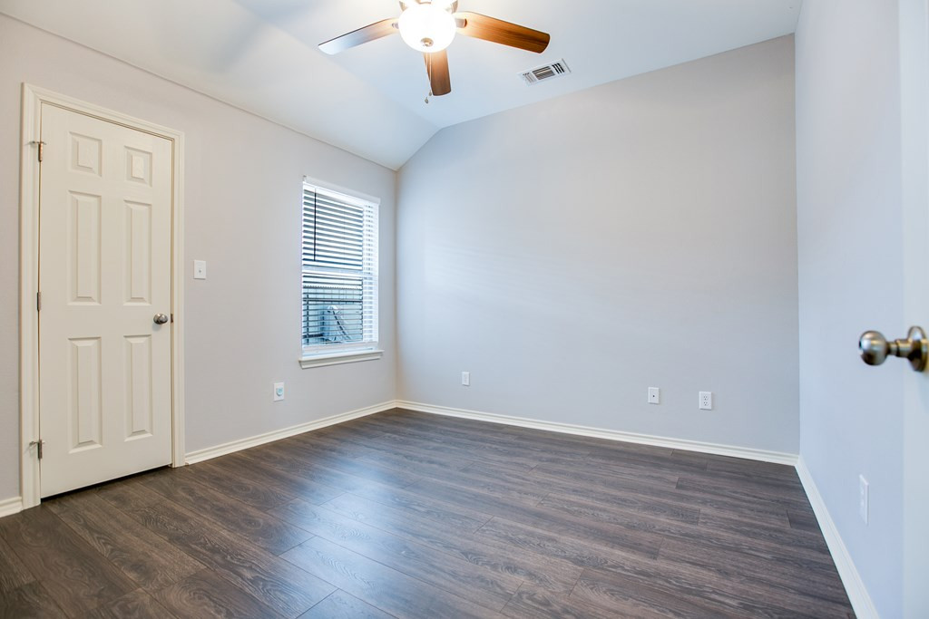 8370 Puma Court Property Photo 25