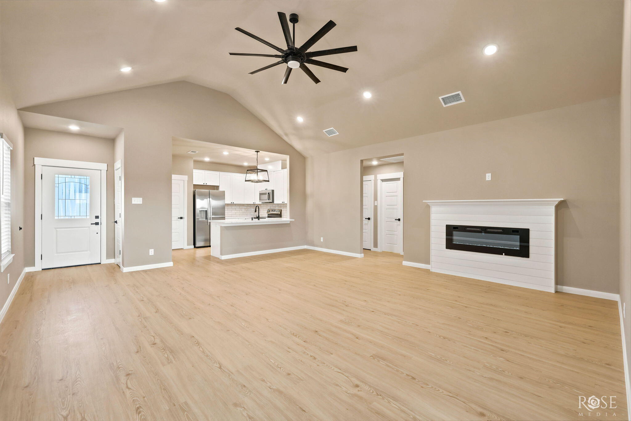 3033 Walnut Hill Drive Property Photo 3