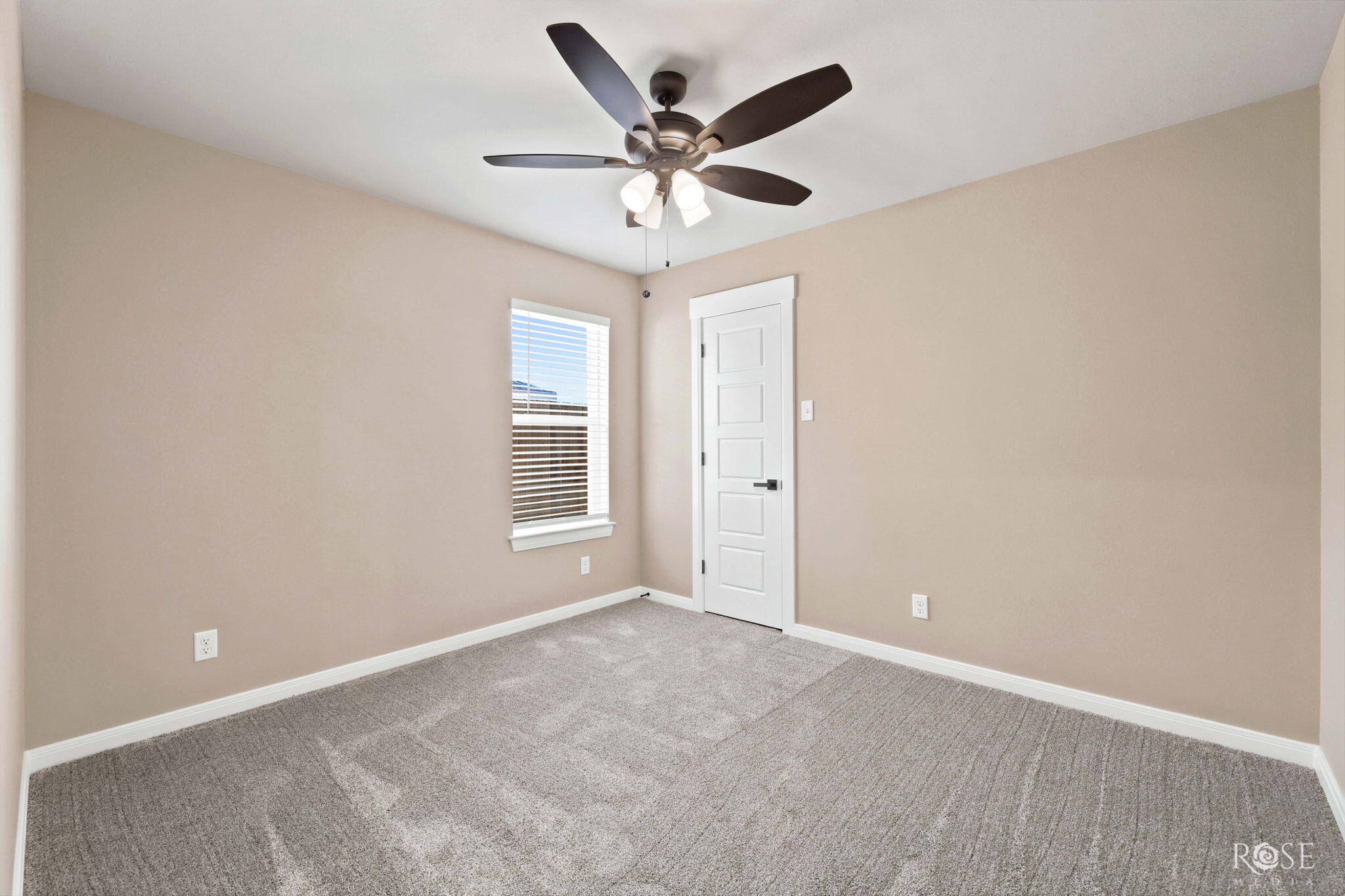 3033 Walnut Hill Drive Property Photo 8