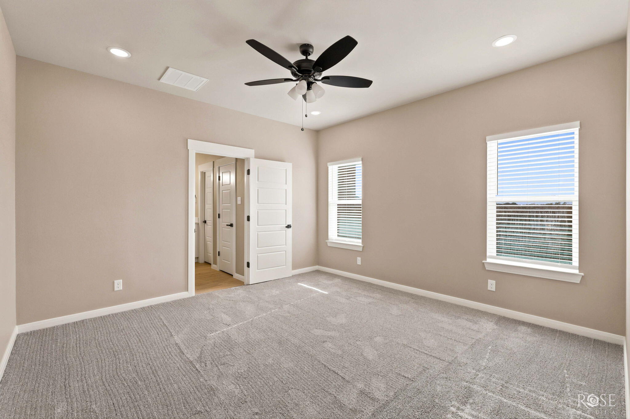 3033 Walnut Hill Drive Property Photo 13