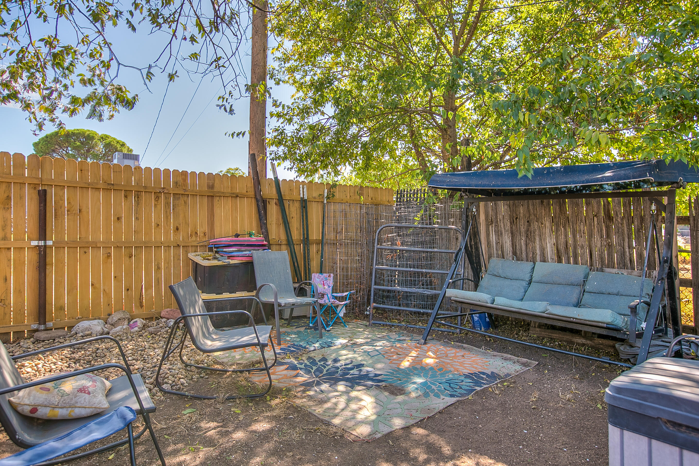 2451 Greenwood Street Property Photo 30
