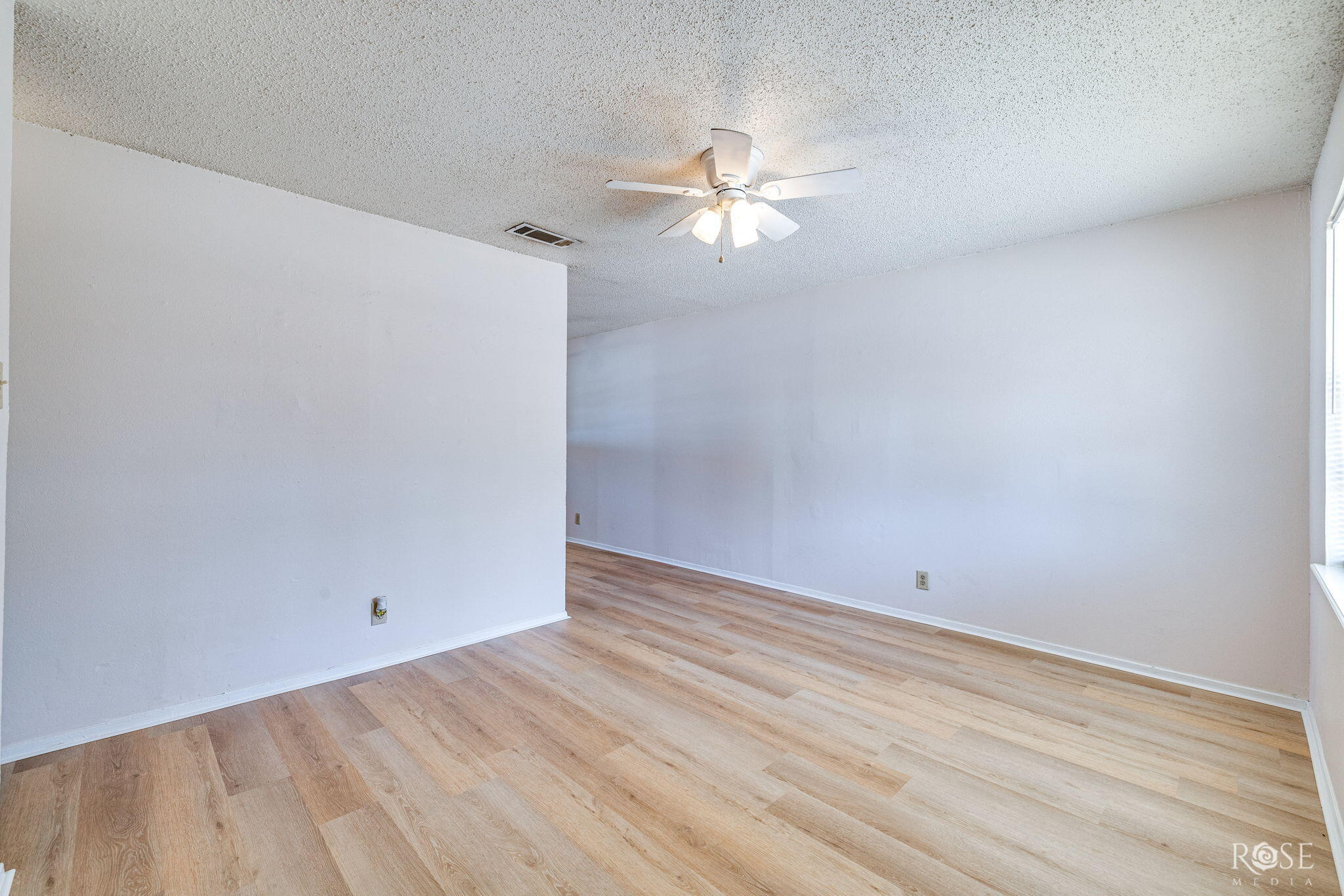 58 E 9th Street Property Photo 6