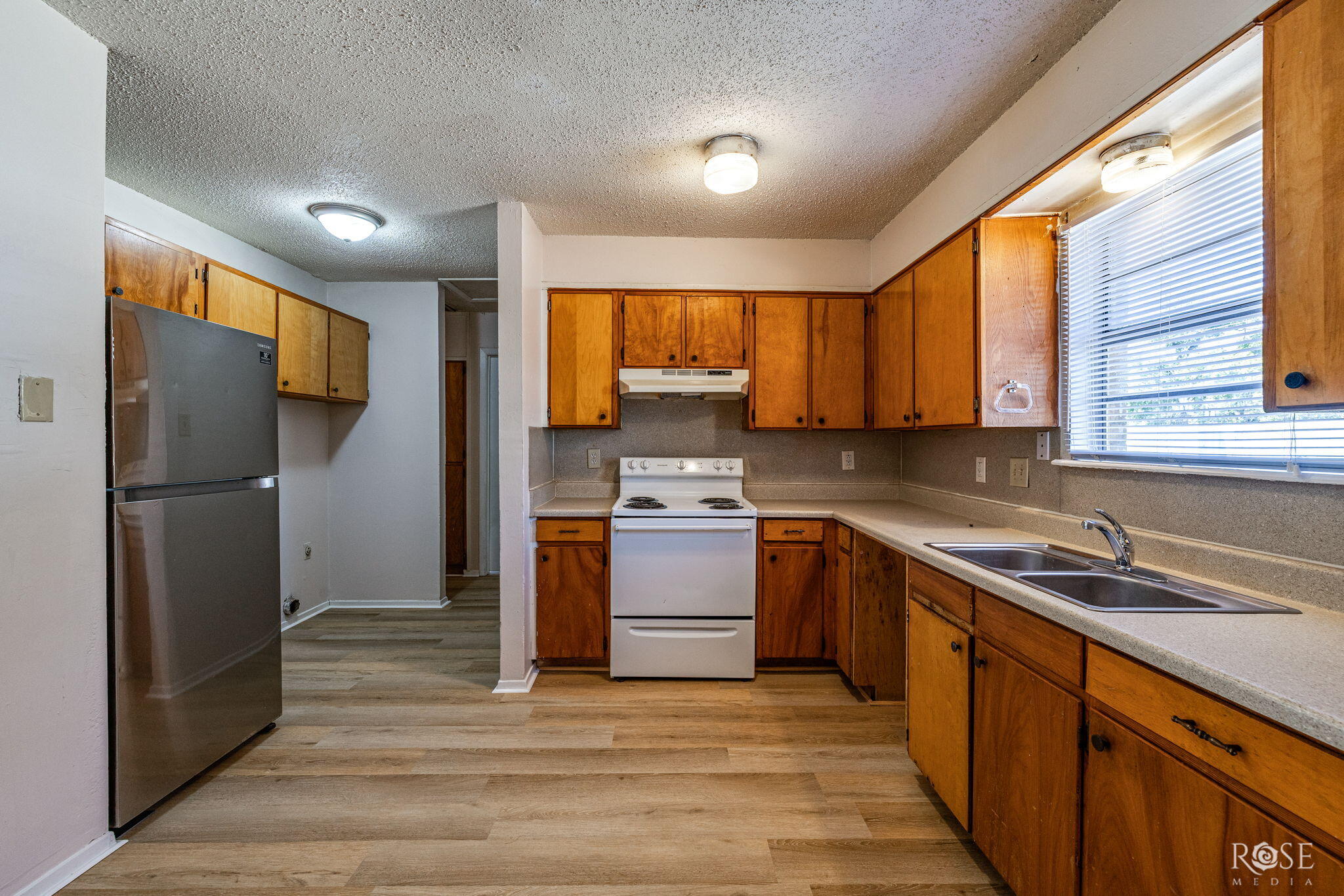 58 E 9th Street Property Photo 10