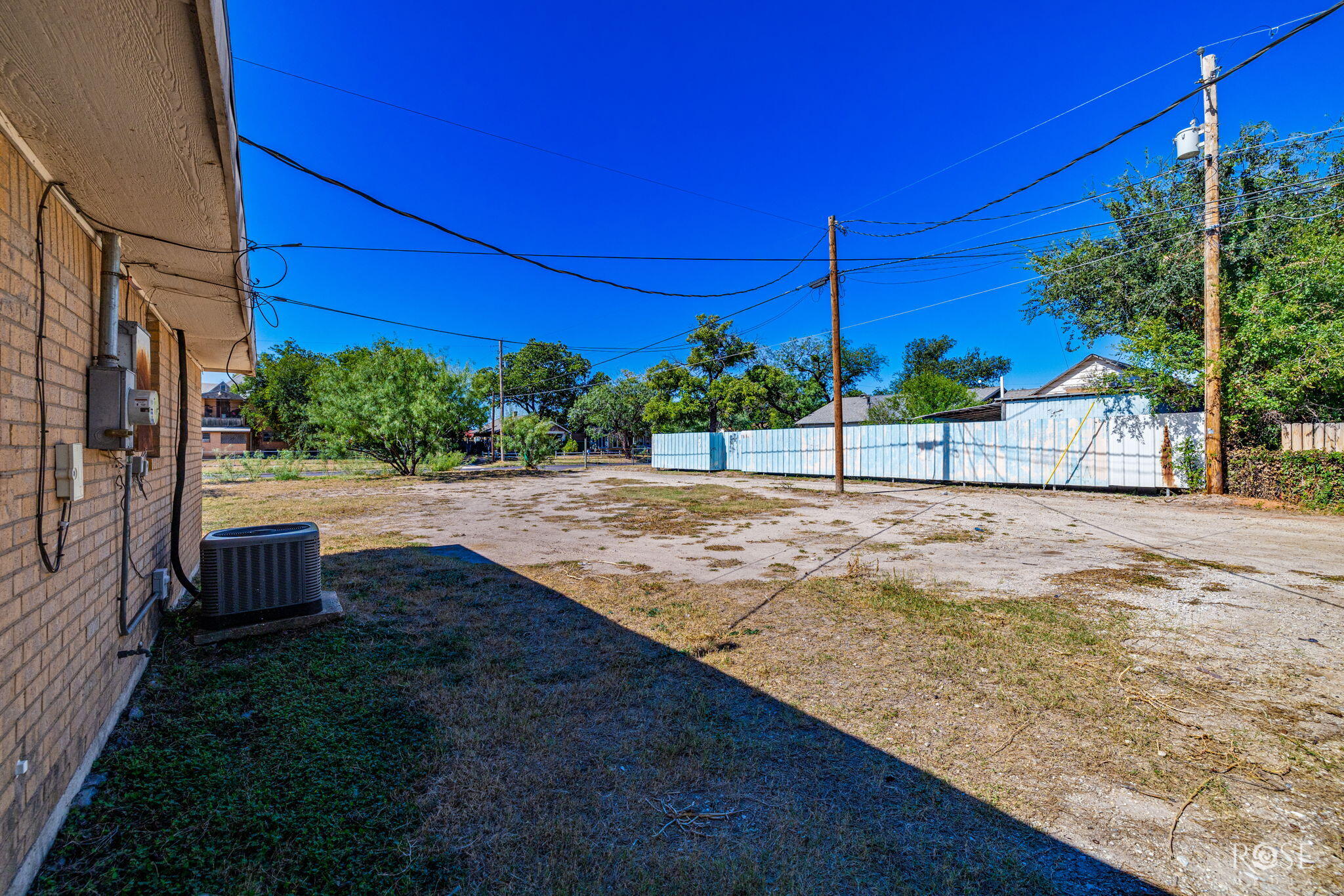 58 E 9th Street Property Photo 19