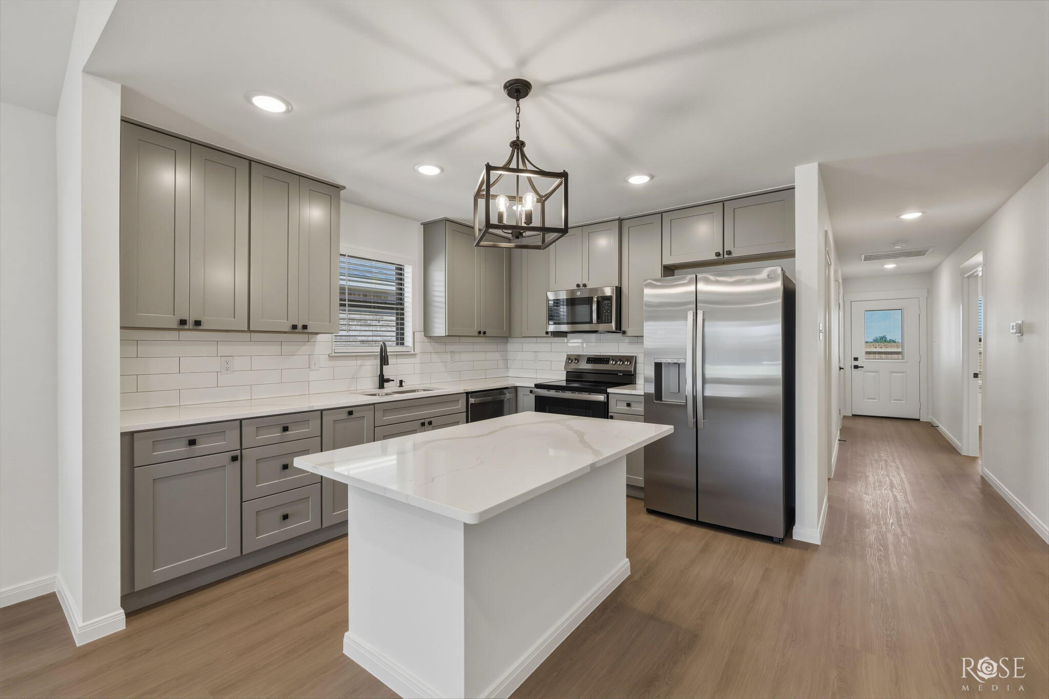 6121 Mountain Forest Drive Property Photo 8