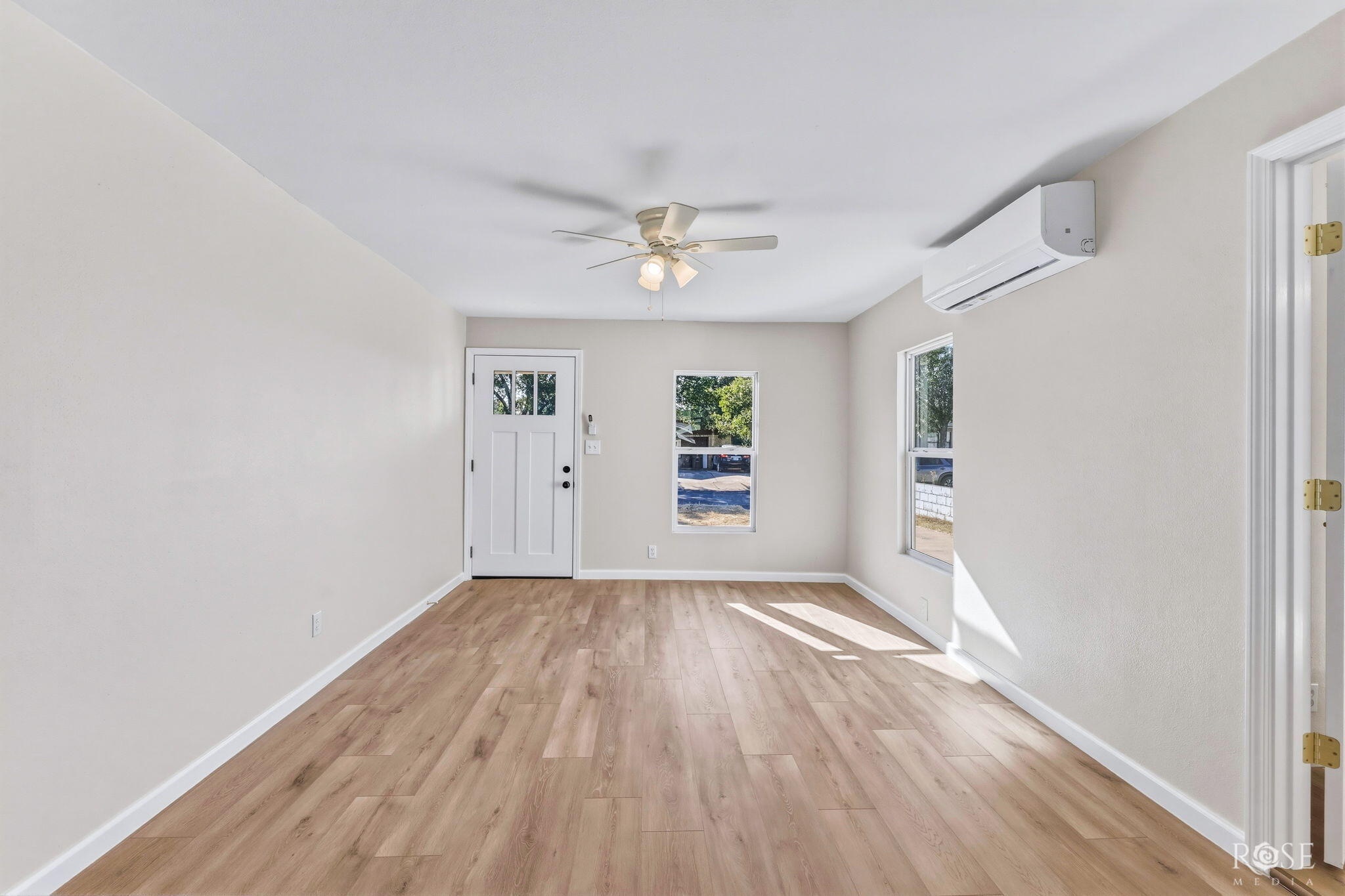 306 E 28th Street Property Photo 5