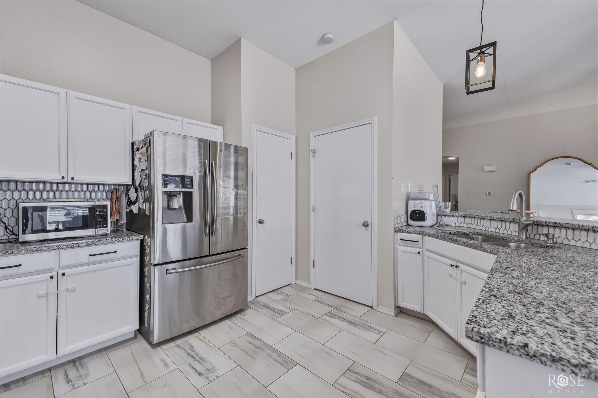 5821 Whitecastle Lane Property Photo 14