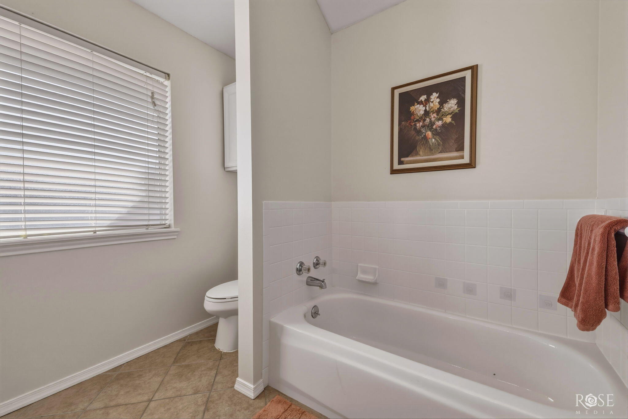 5821 Whitecastle Lane Property Photo 18