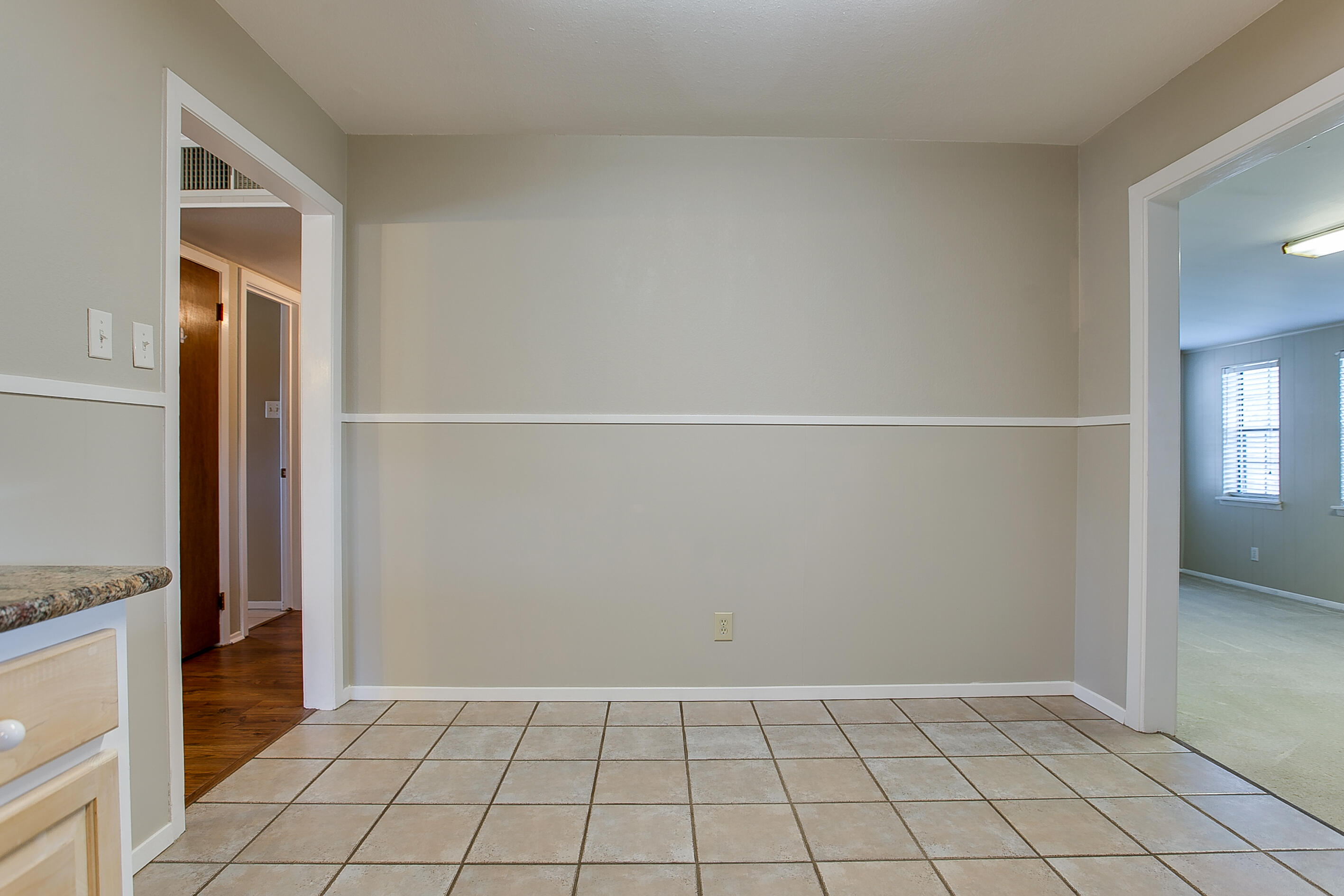 2743 Sac Avenue Property Photo 11