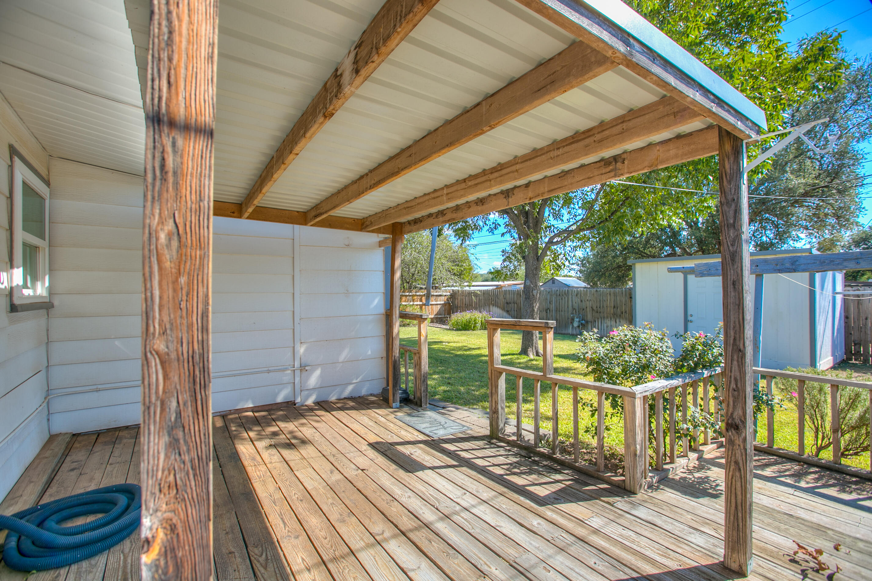 2743 Sac Avenue Property Photo 30