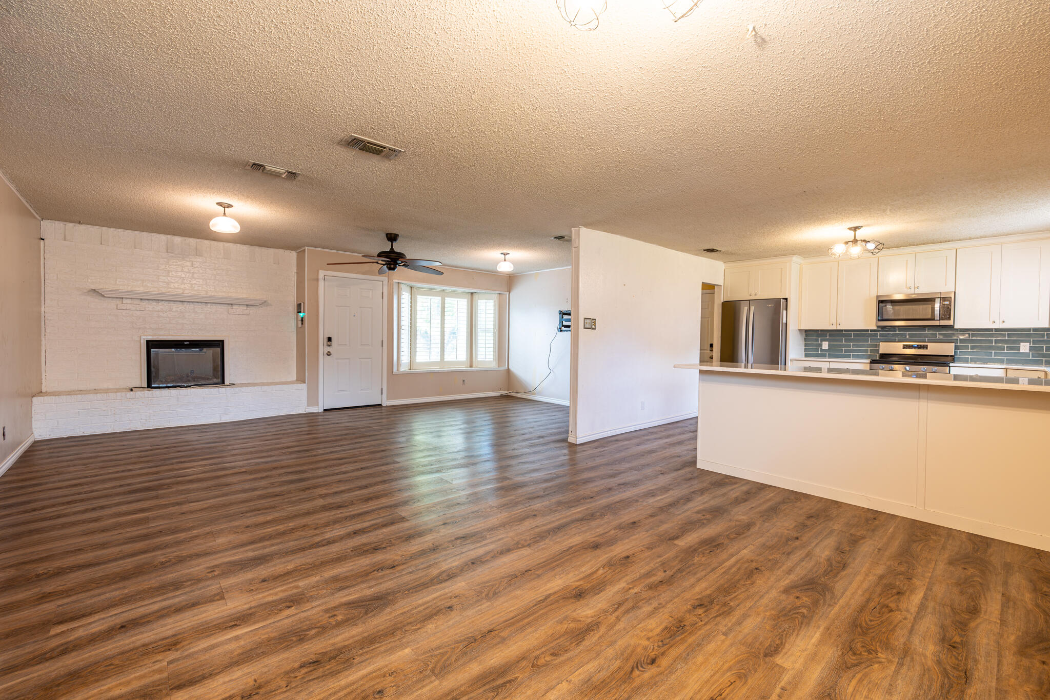 204 Cedar Drive Property Photo 3