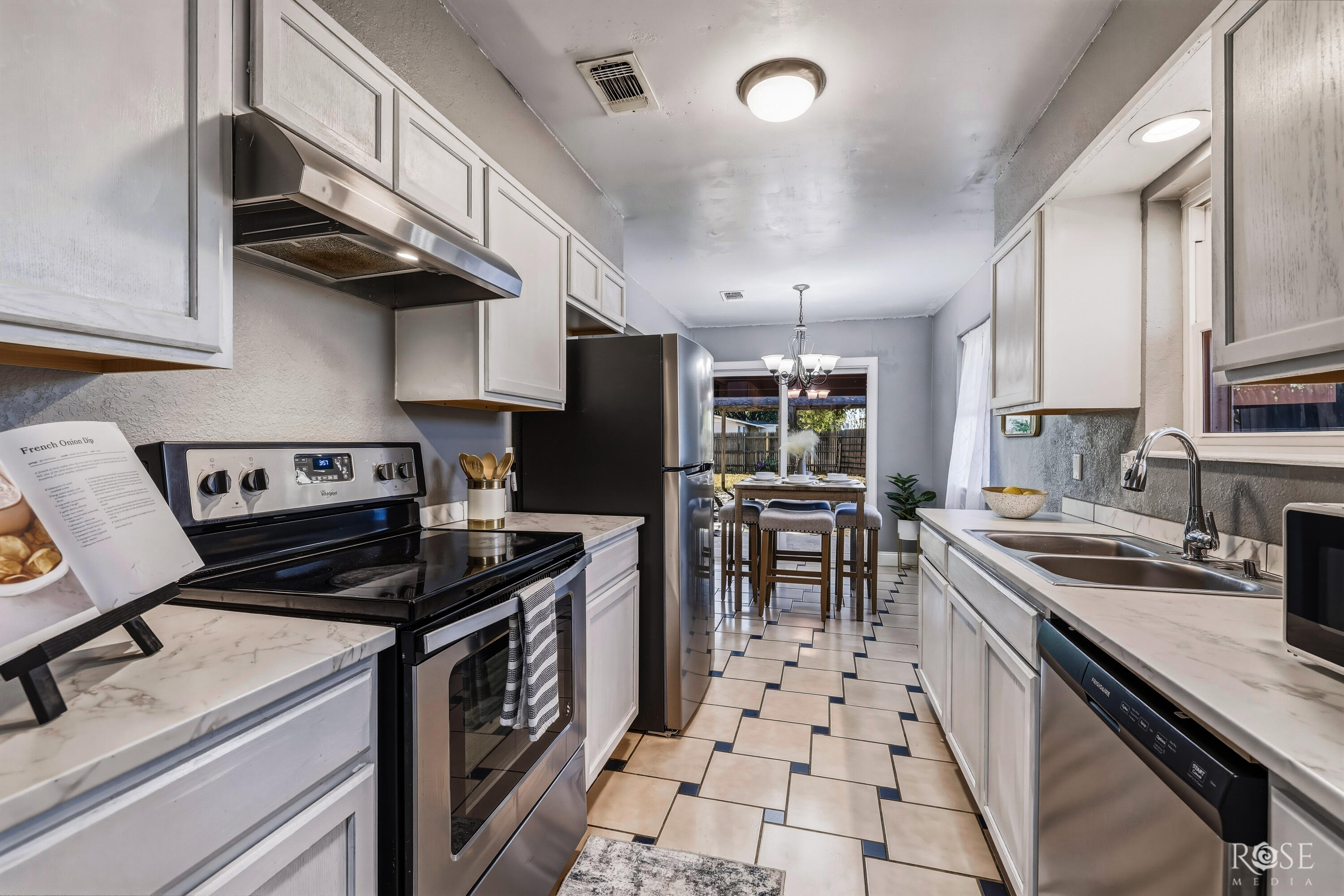 1421 Millspaugh Street Property Photo 12