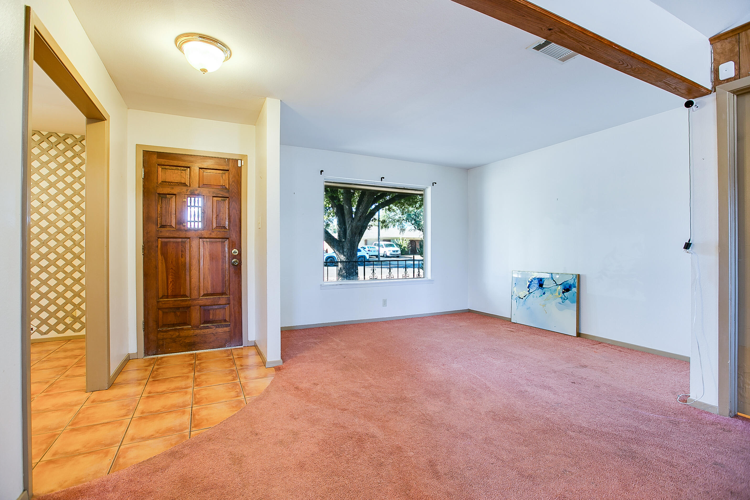 3714 Honeysuckle Lane Property Photo 6