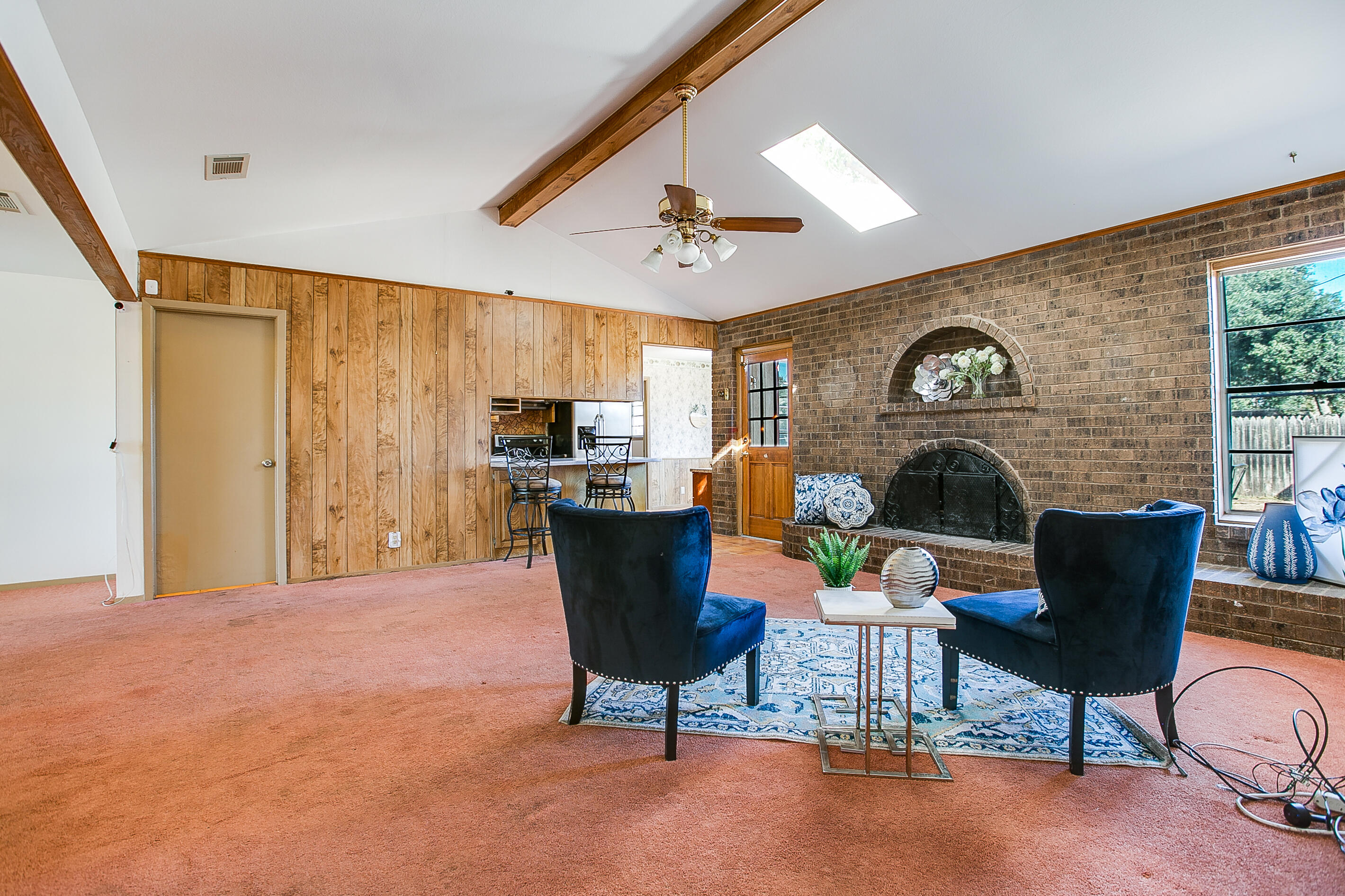 3714 Honeysuckle Lane Property Photo 11