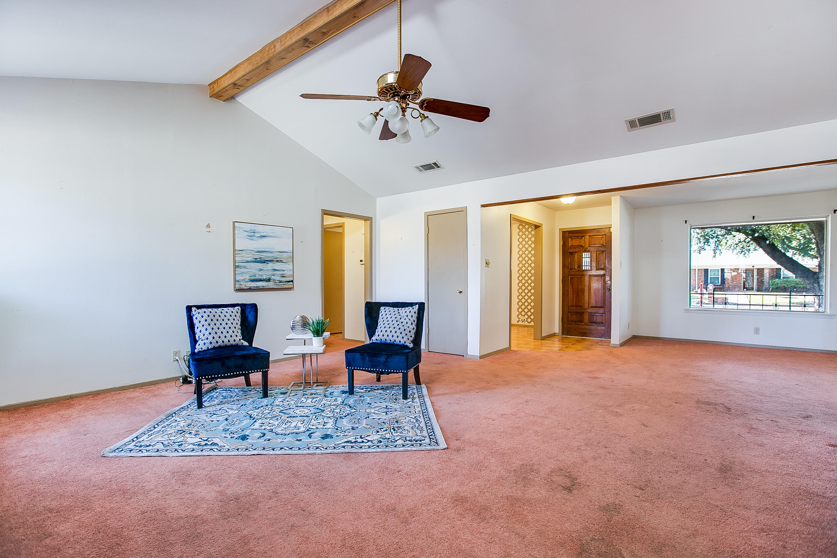 3714 Honeysuckle Lane Property Photo 13