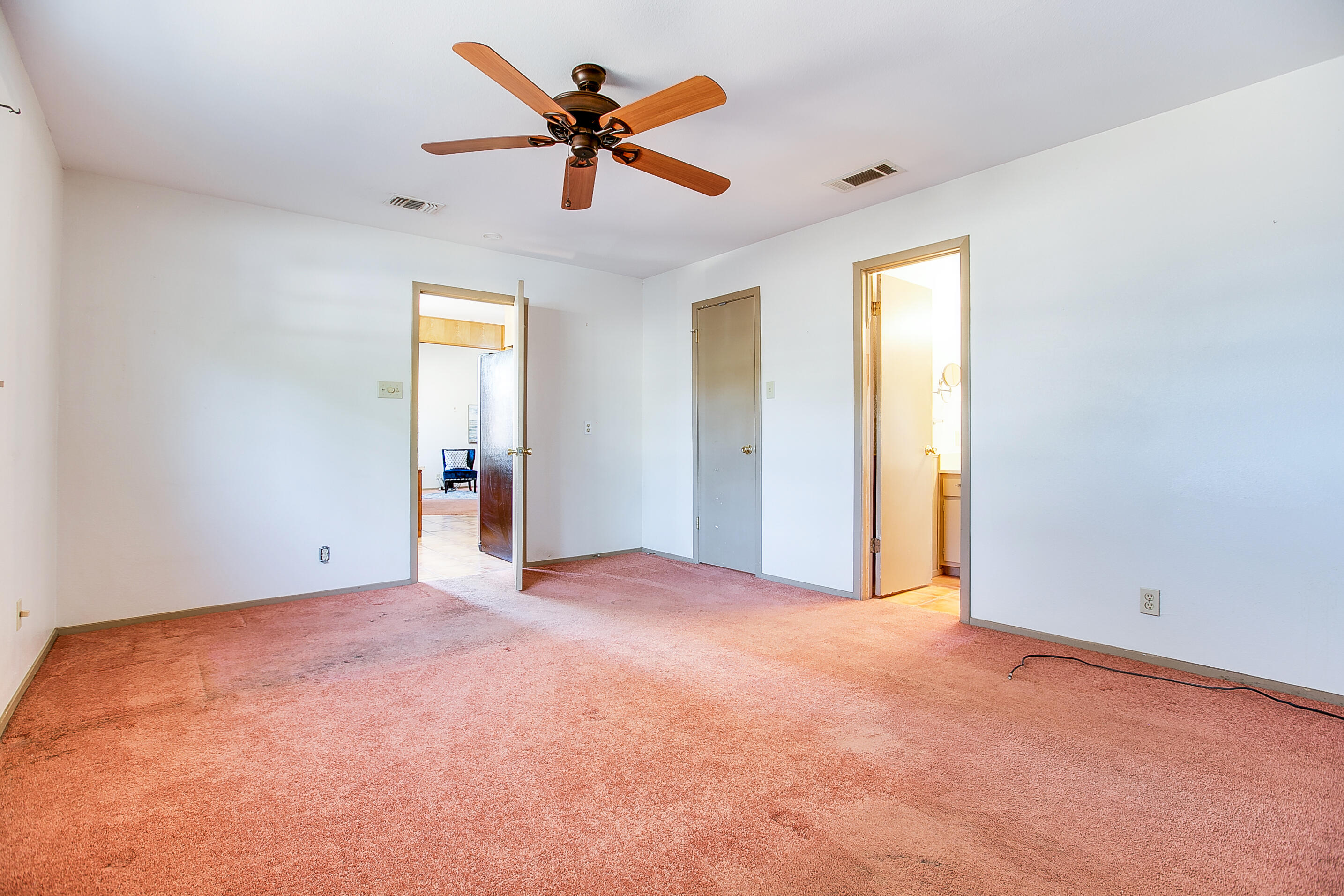 3714 Honeysuckle Lane Property Photo 21