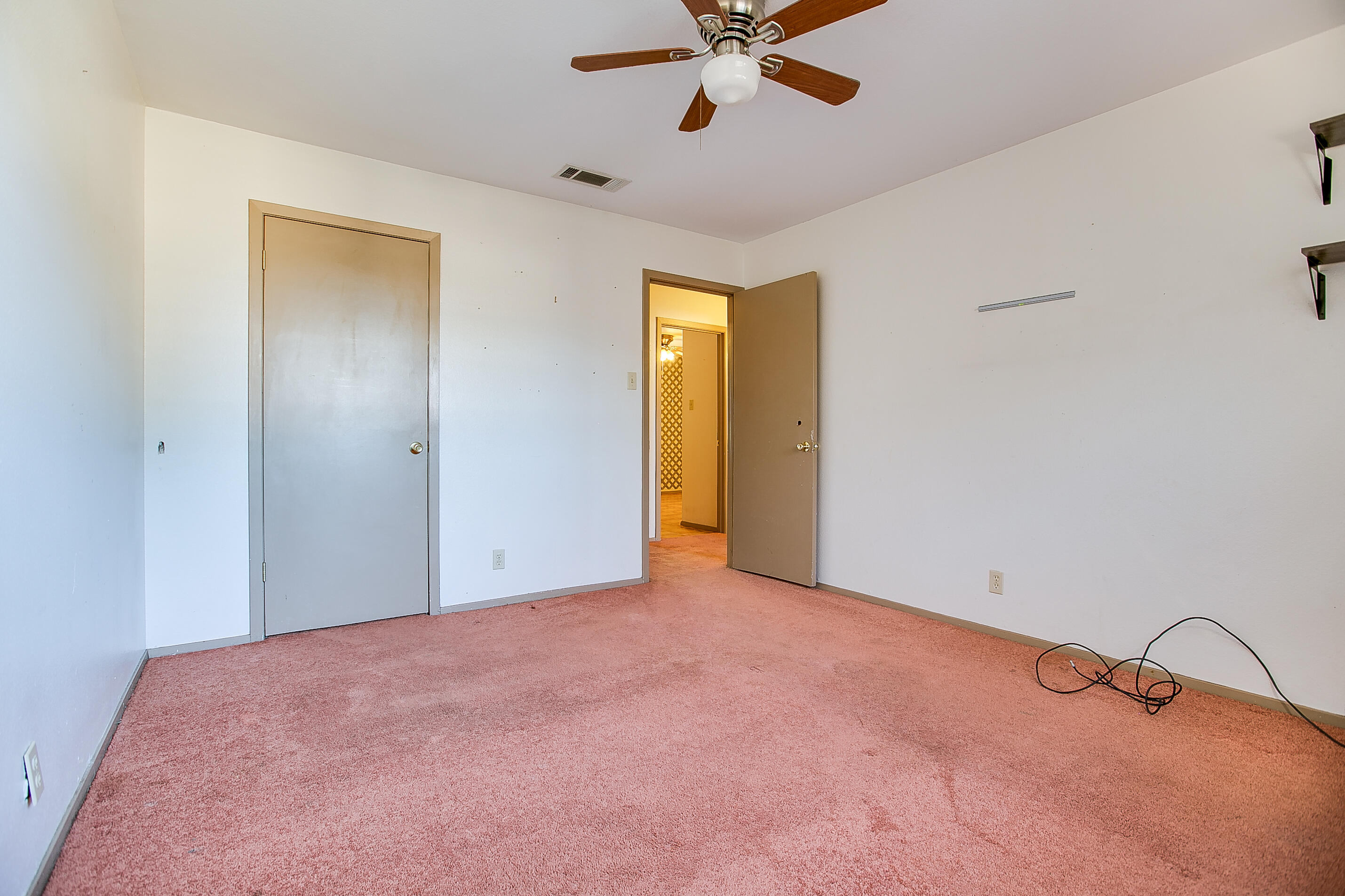 3714 Honeysuckle Lane Property Photo 24