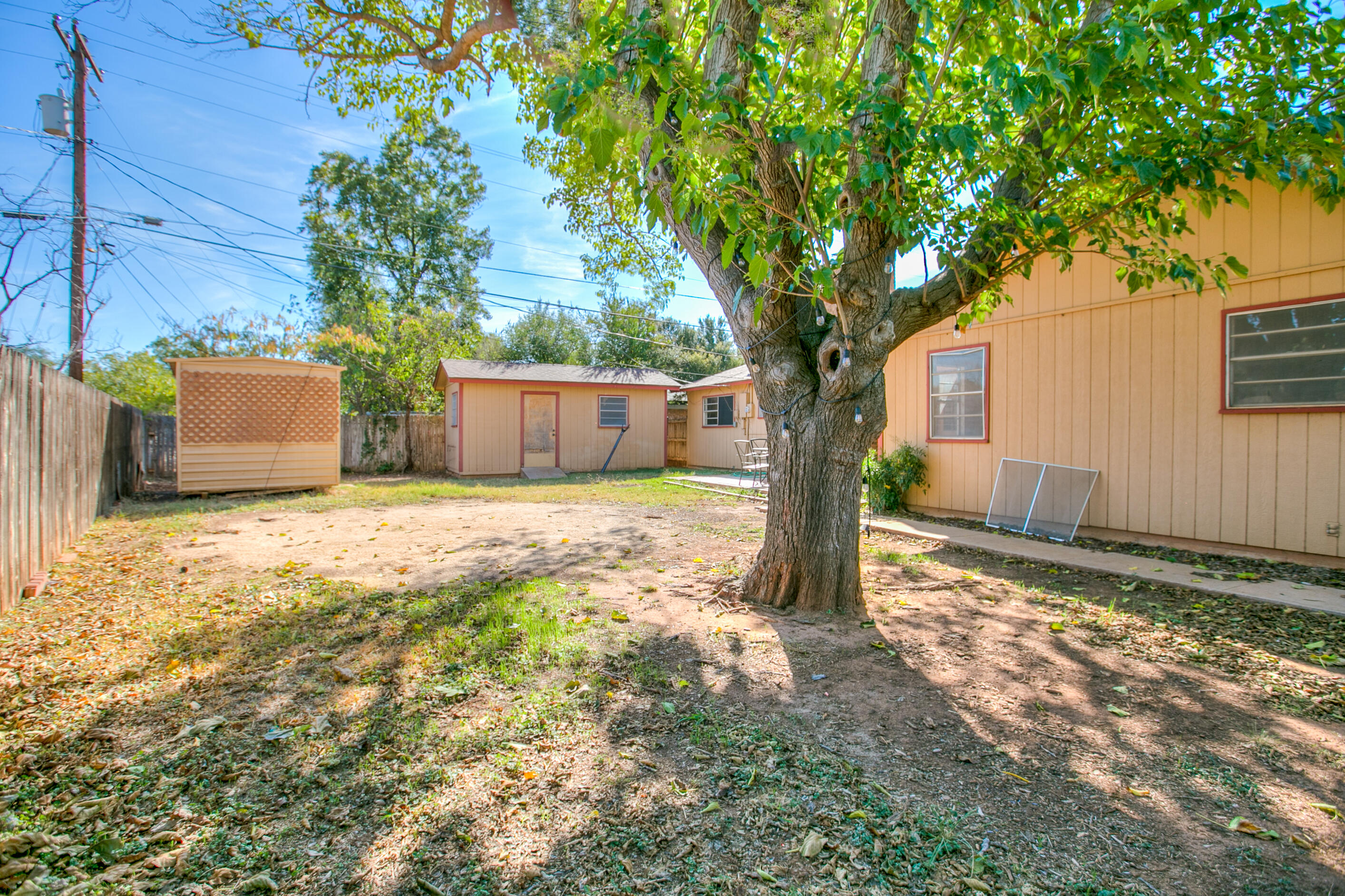 3714 Honeysuckle Lane Property Photo 30