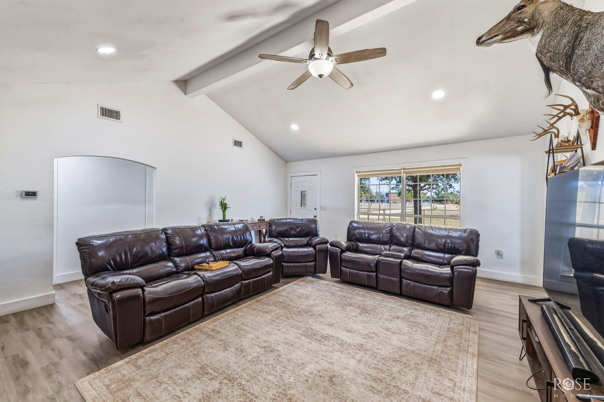5713 Grape Creek Road Property Photo 6