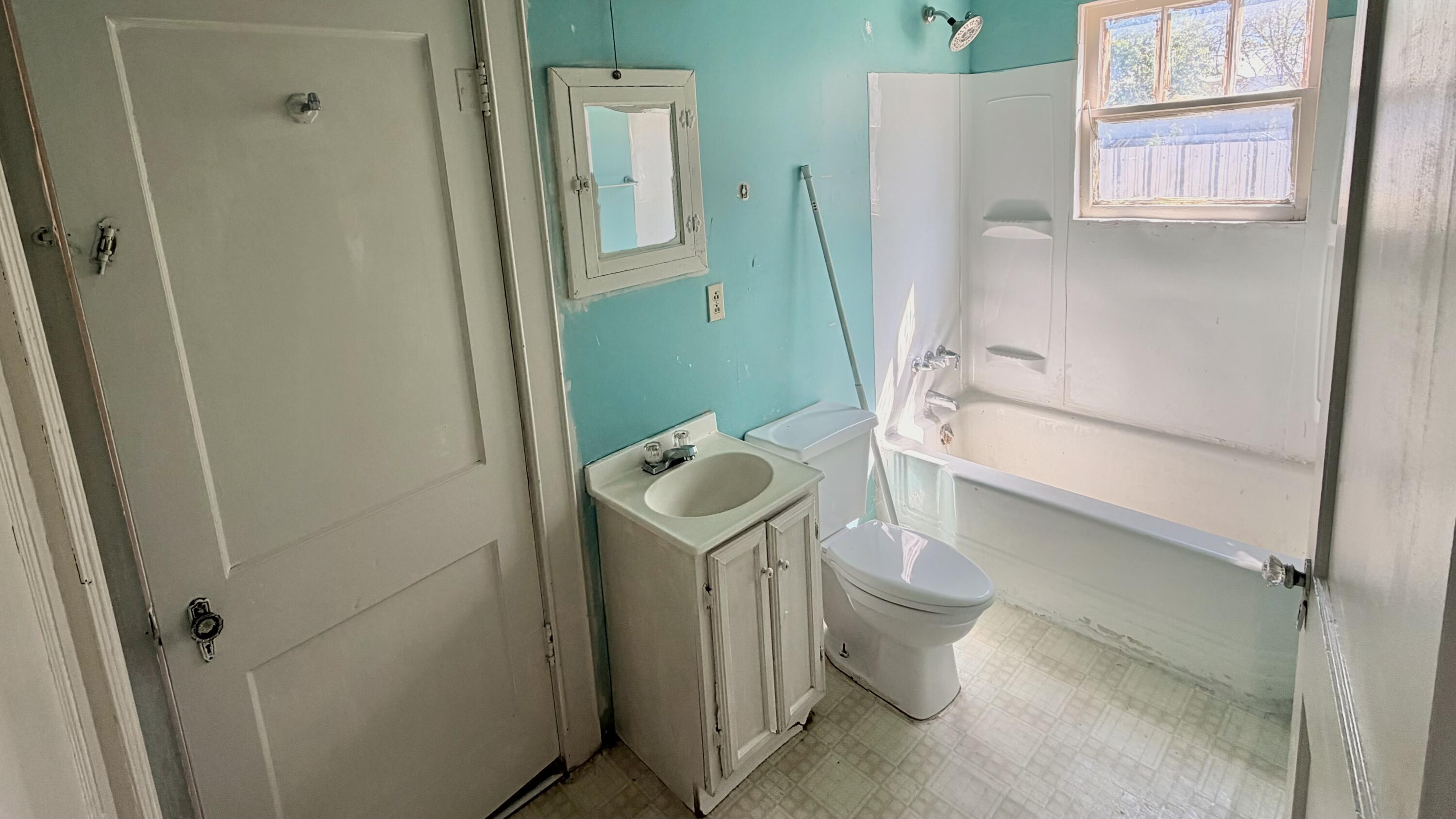 22 W 12th Street Property Photo 5