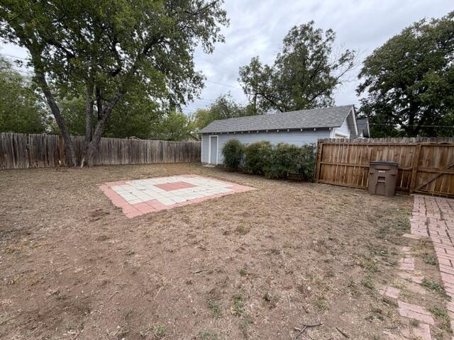 310 N Monroe Street Property Photo 12