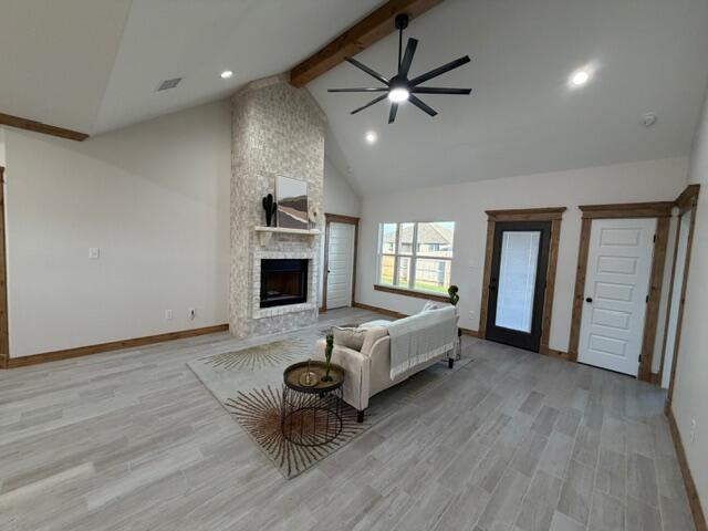 3124 Maplewood Drive Property Photo 4