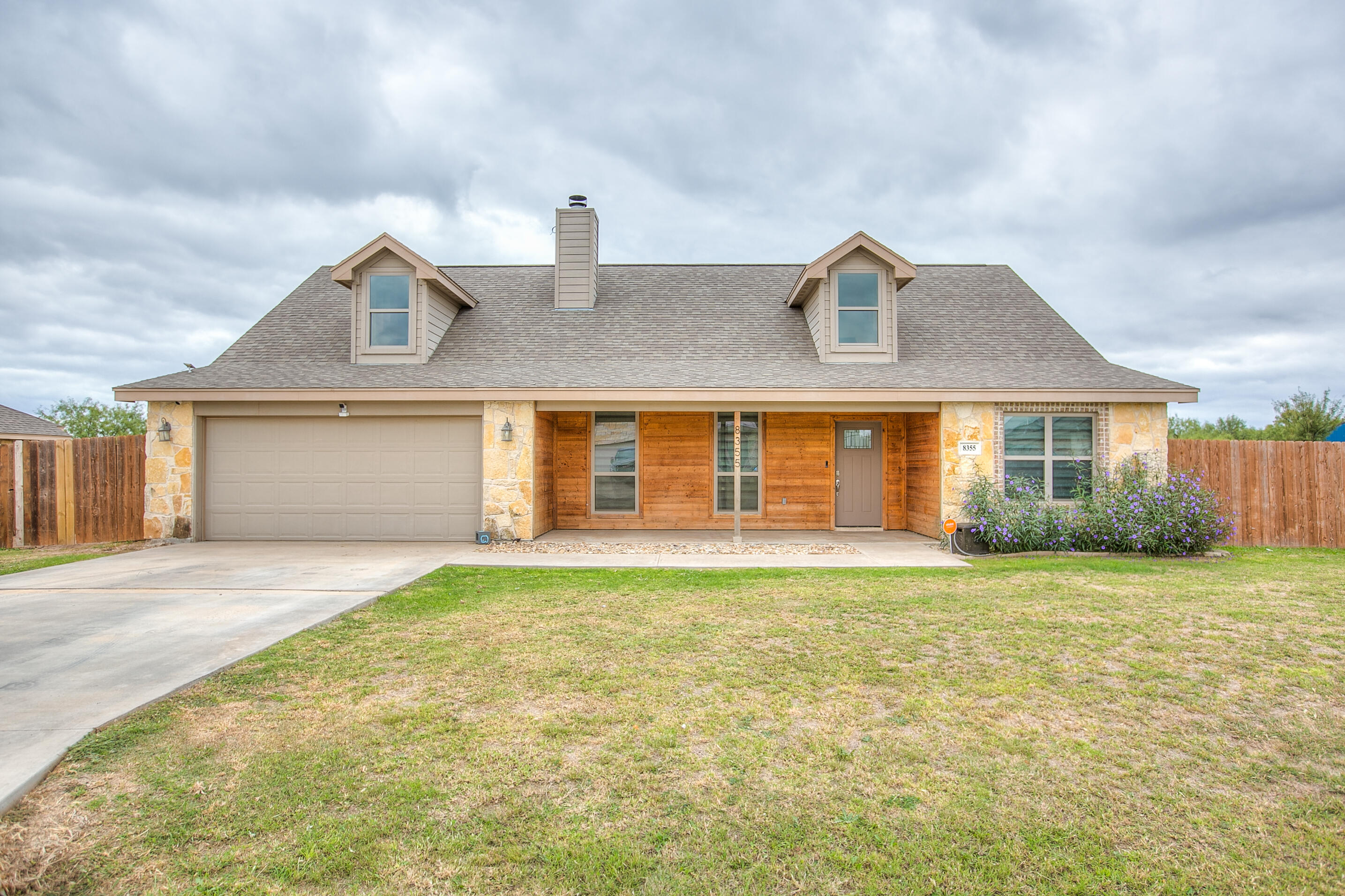 8355 Panther Path Property Photo 1