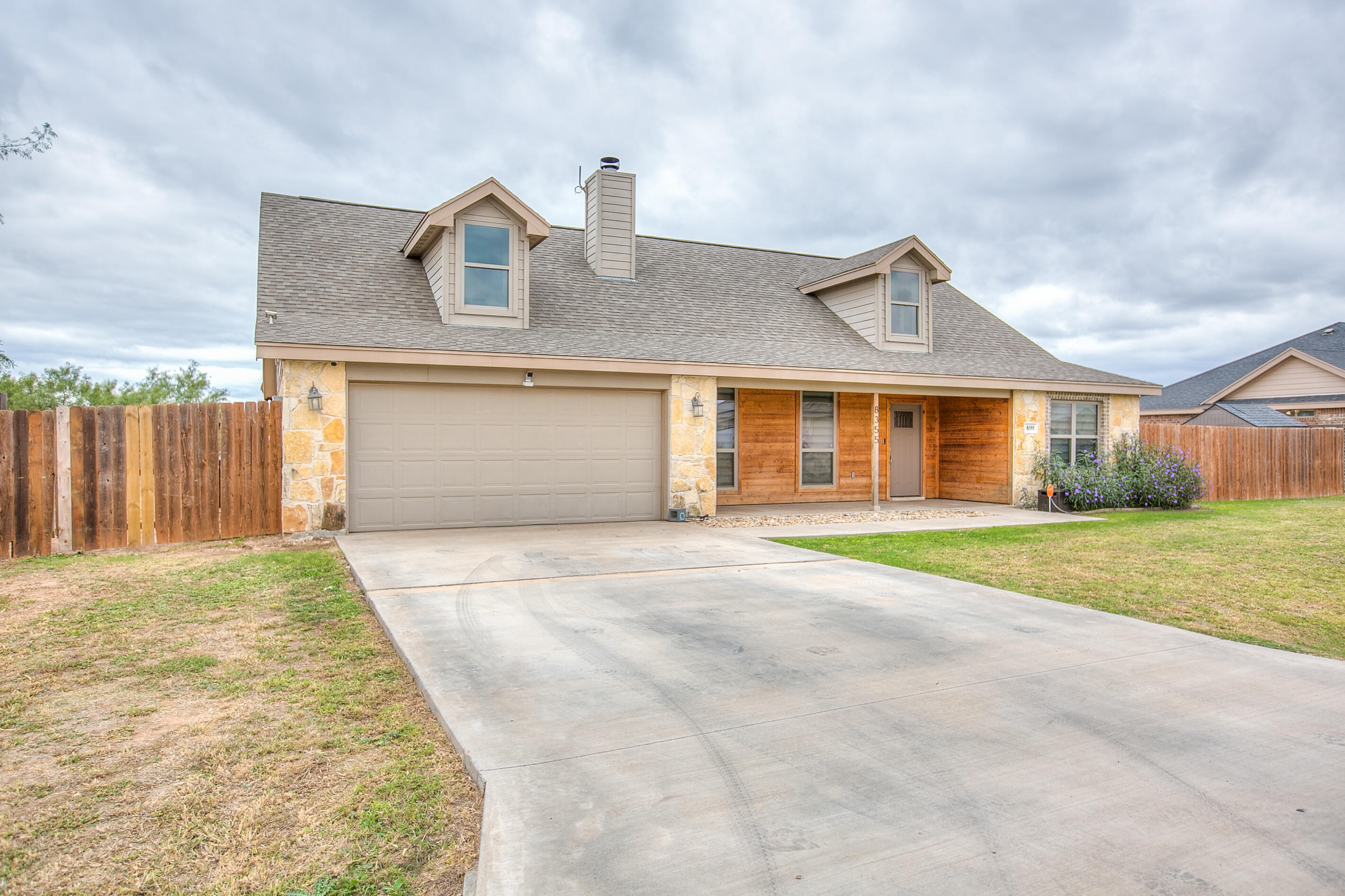 8355 Panther Path Property Photo 2