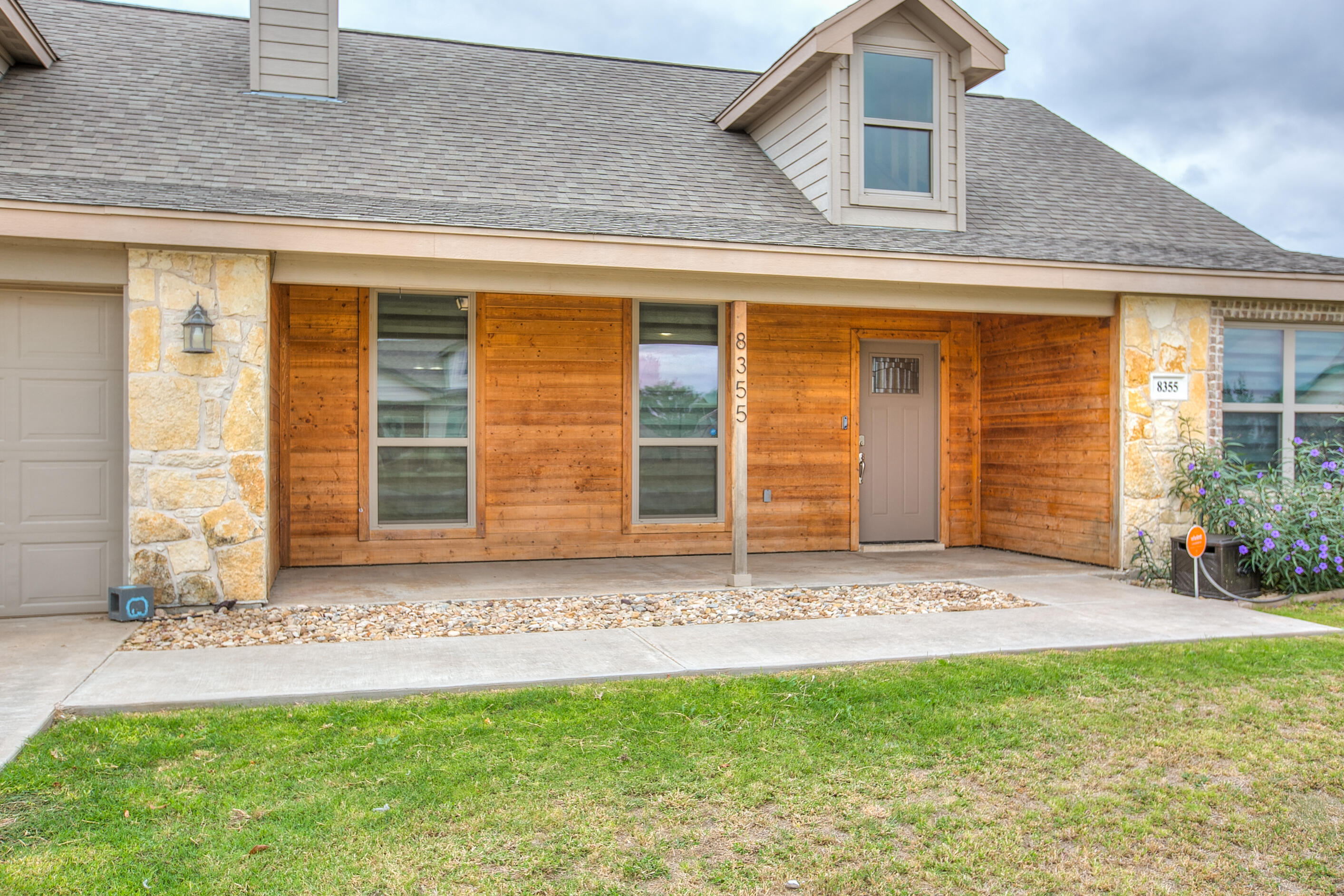 8355 Panther Path Property Photo 4