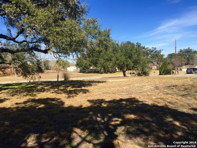 621 N Duck Property Photo 5